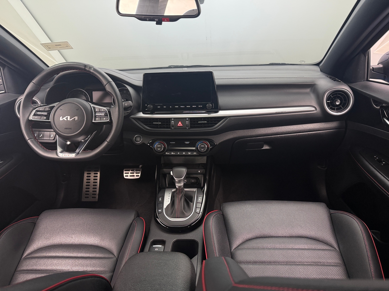 Thumbnail: 2023 Kia Forte - 2