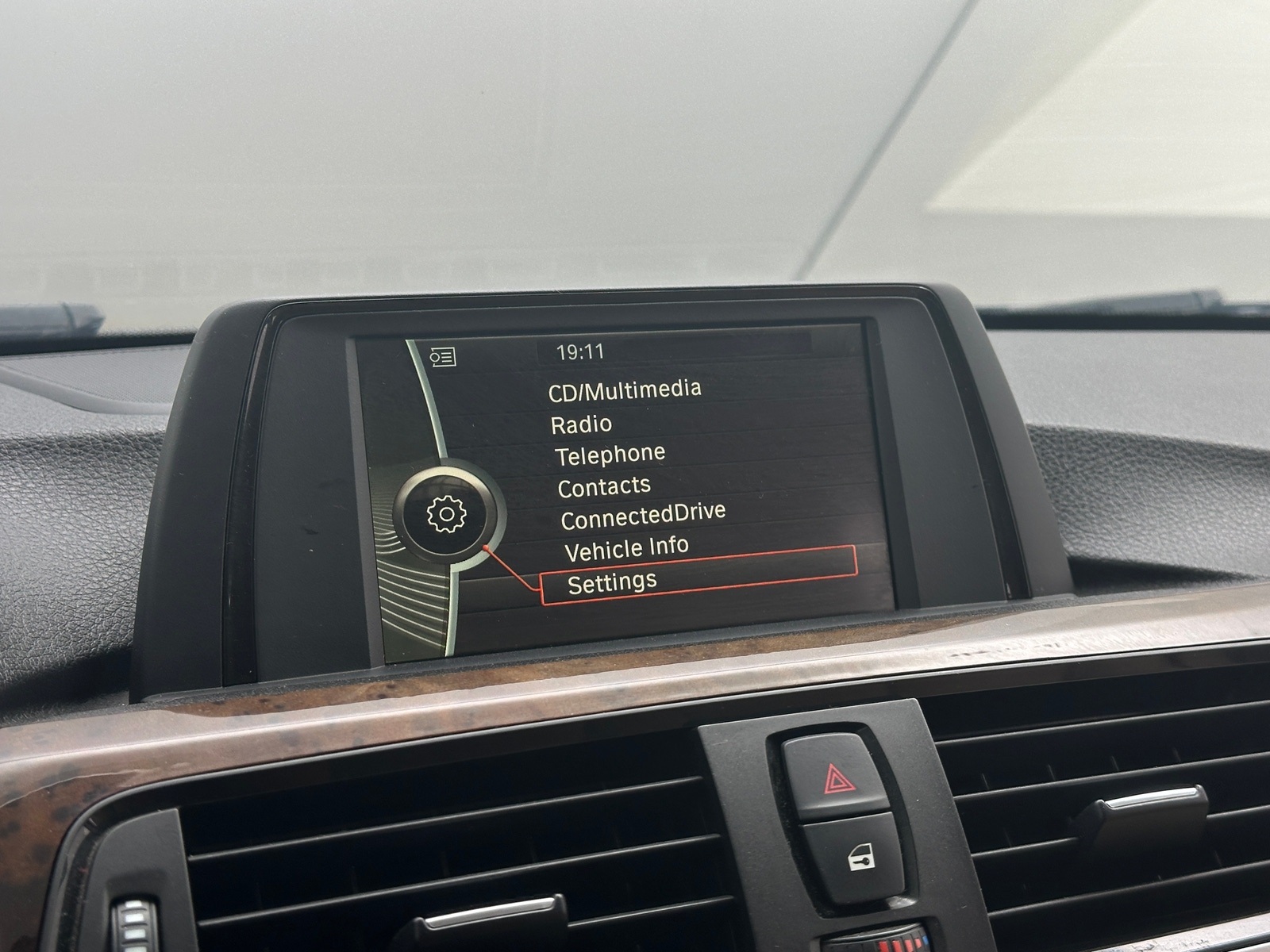 Thumbnail: 2014 BMW 3 Series - 3