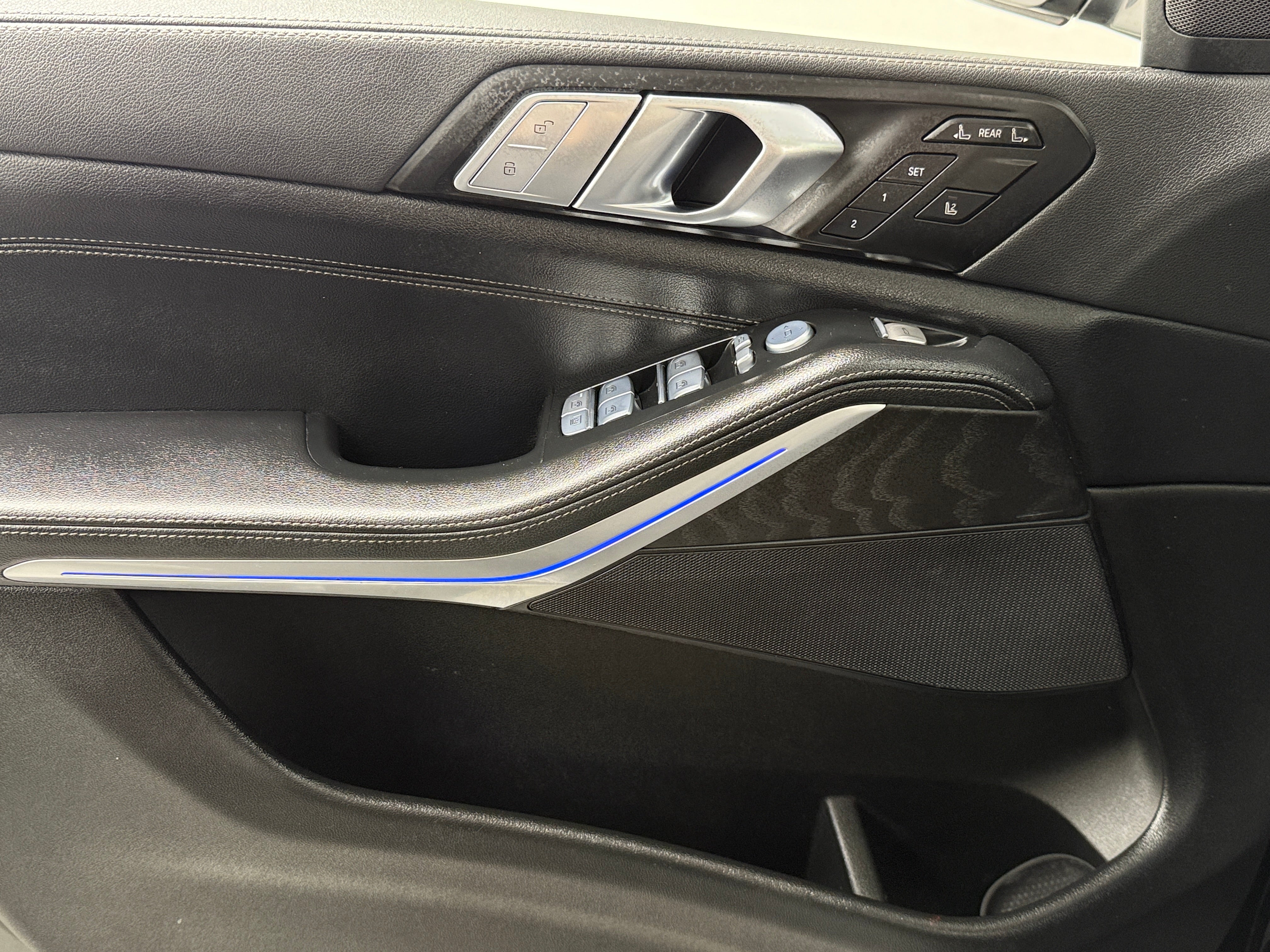 2022 BMW X7