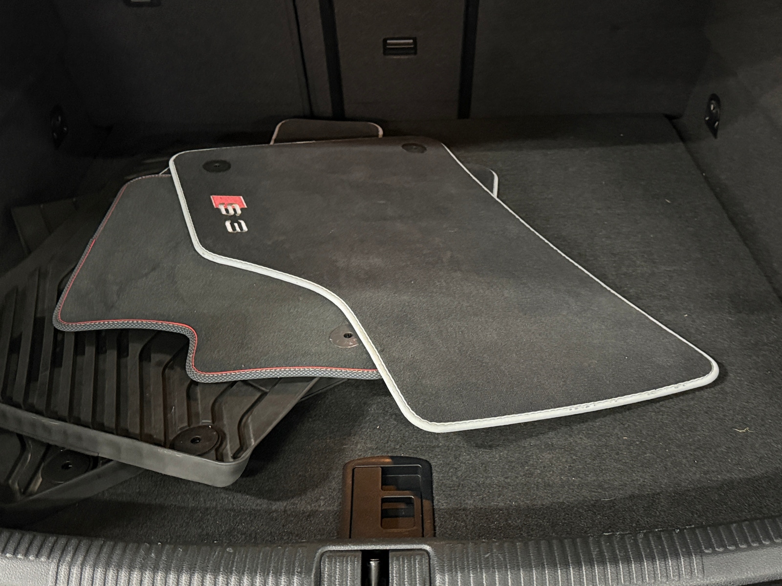 Thumbnail: 2018 Audi S3 - 6