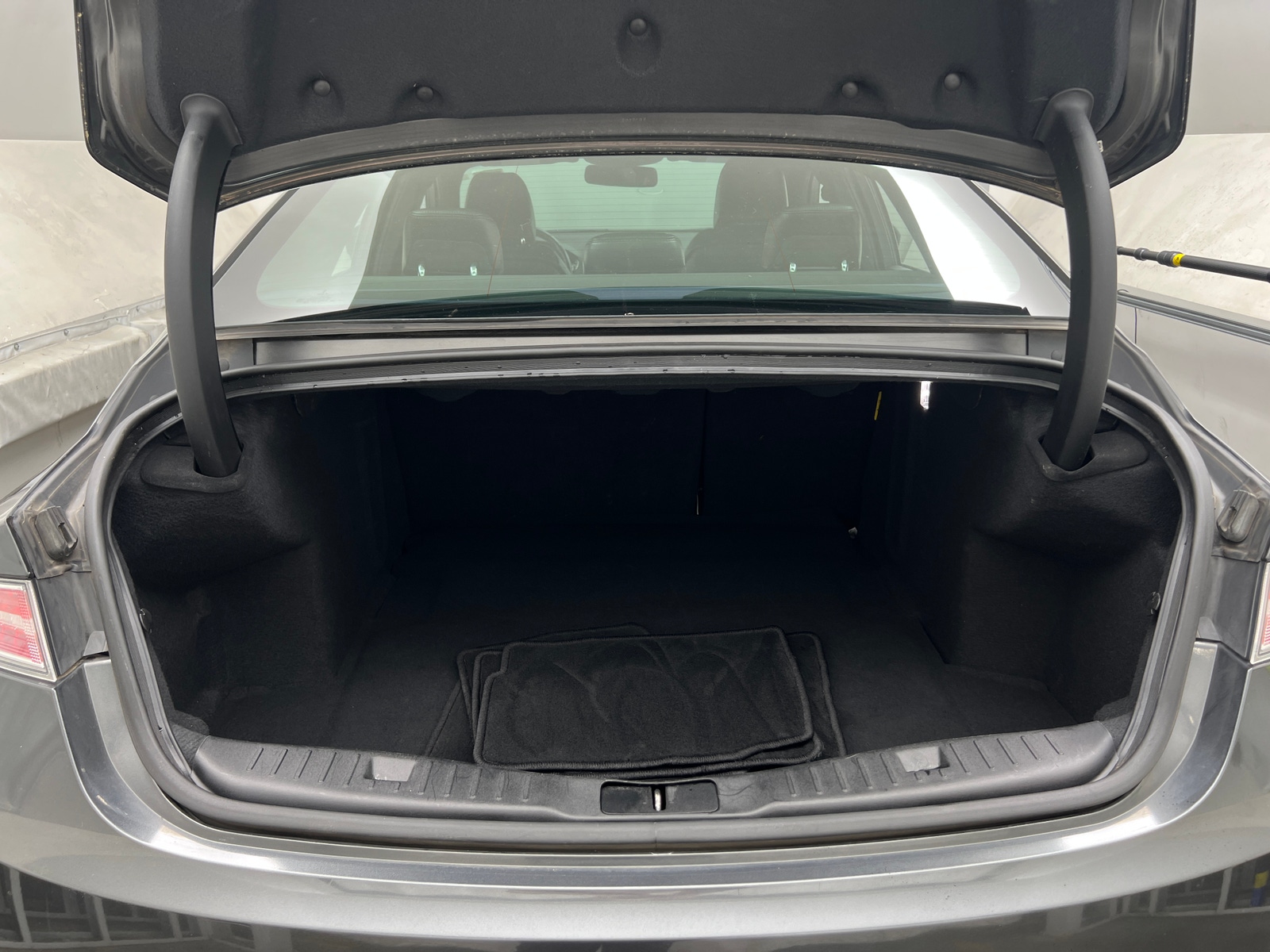 Thumbnail: 2020 Lincoln MKZ - 6