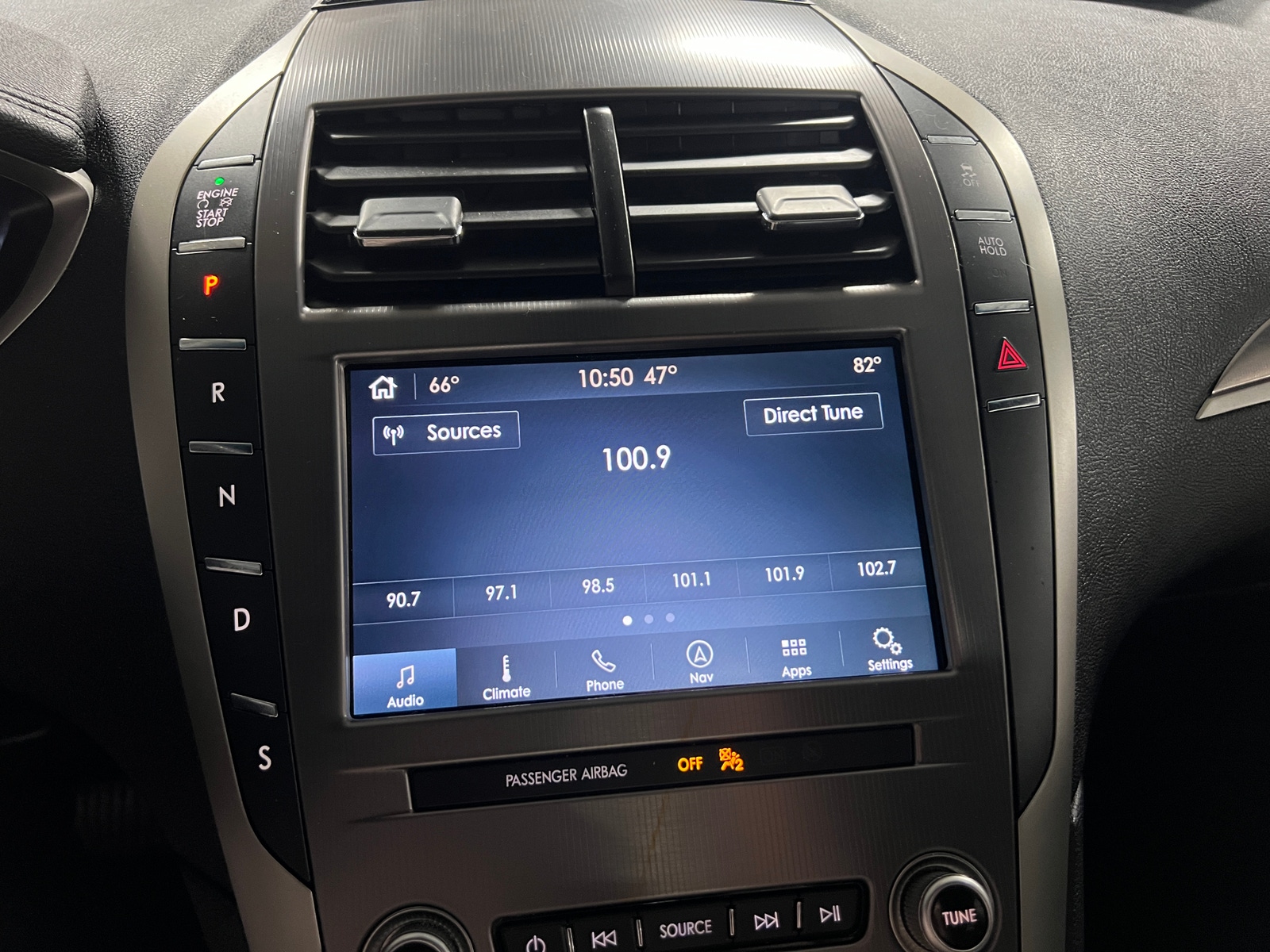 Thumbnail: 2020 Lincoln MKZ - 3