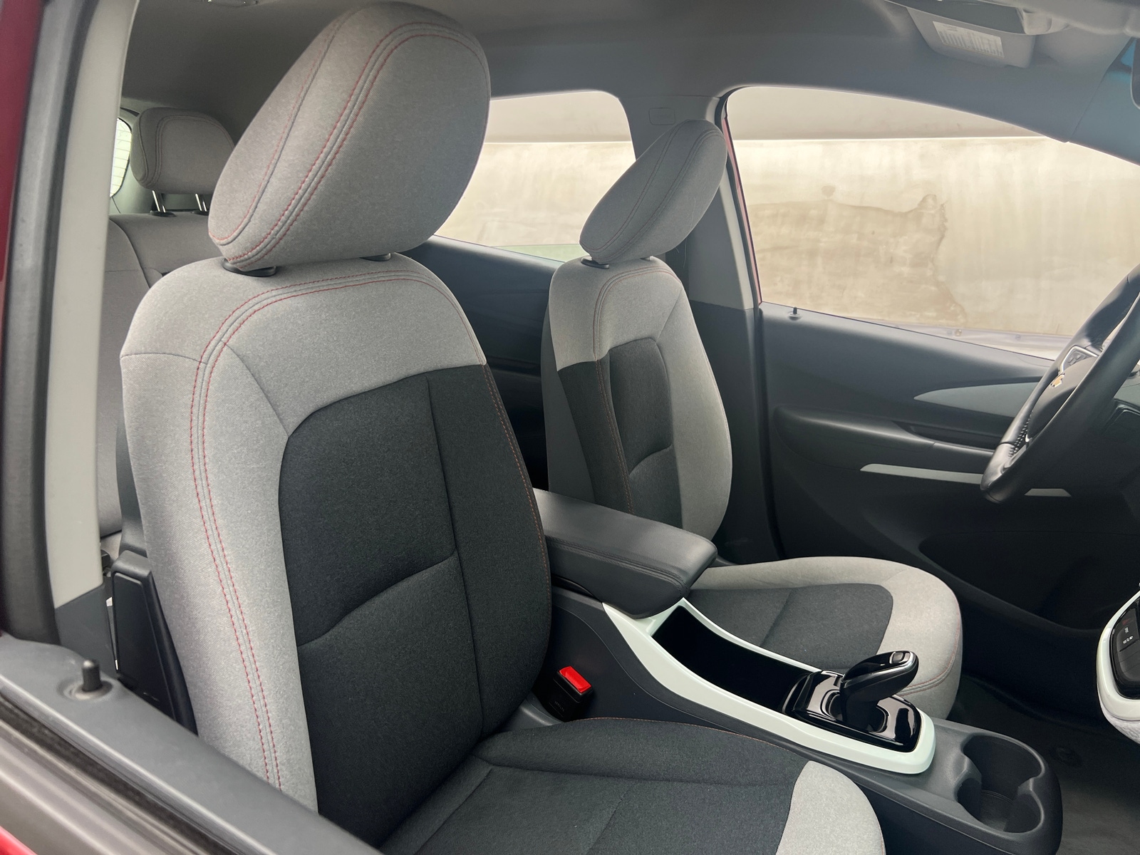 Thumbnail: 2021 Chevrolet Bolt EV - 2