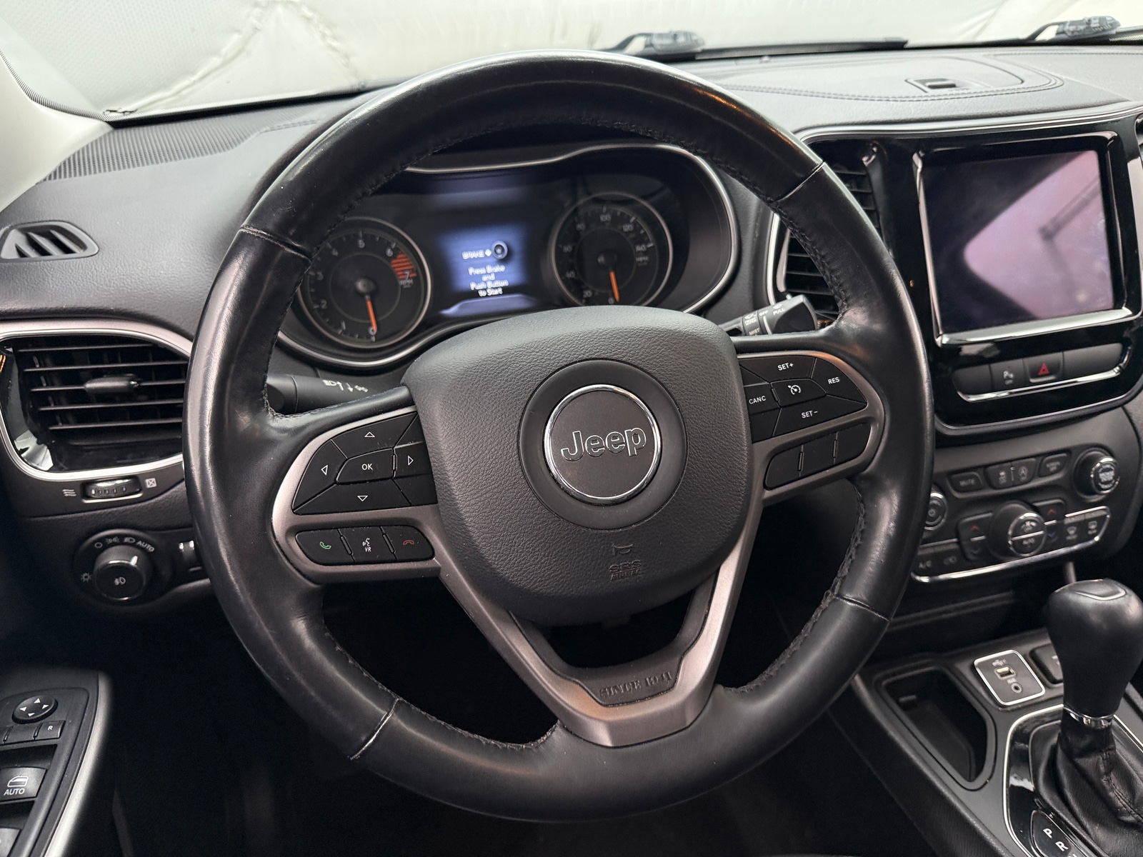 Thumbnail: 2020 Jeep Cherokee - 4