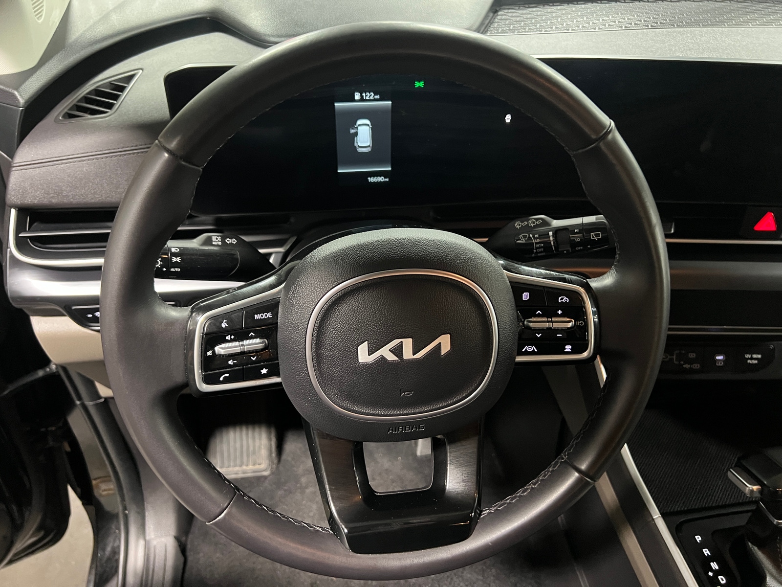 Thumbnail: 2025 Kia Carnival - 4