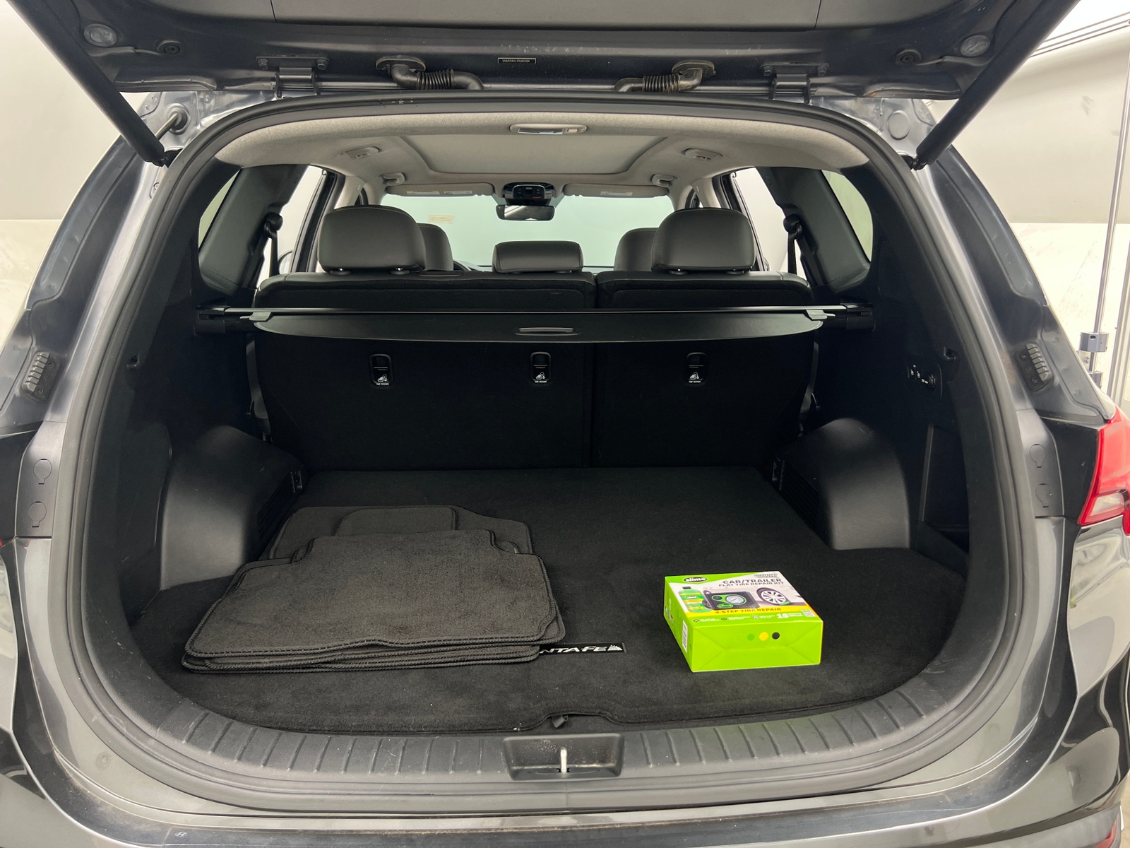 Thumbnail: 2023 Hyundai Santa Fe - 6