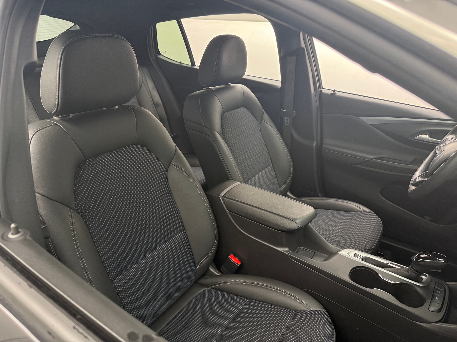 Thumbnail: 2025 Buick Envista - 2