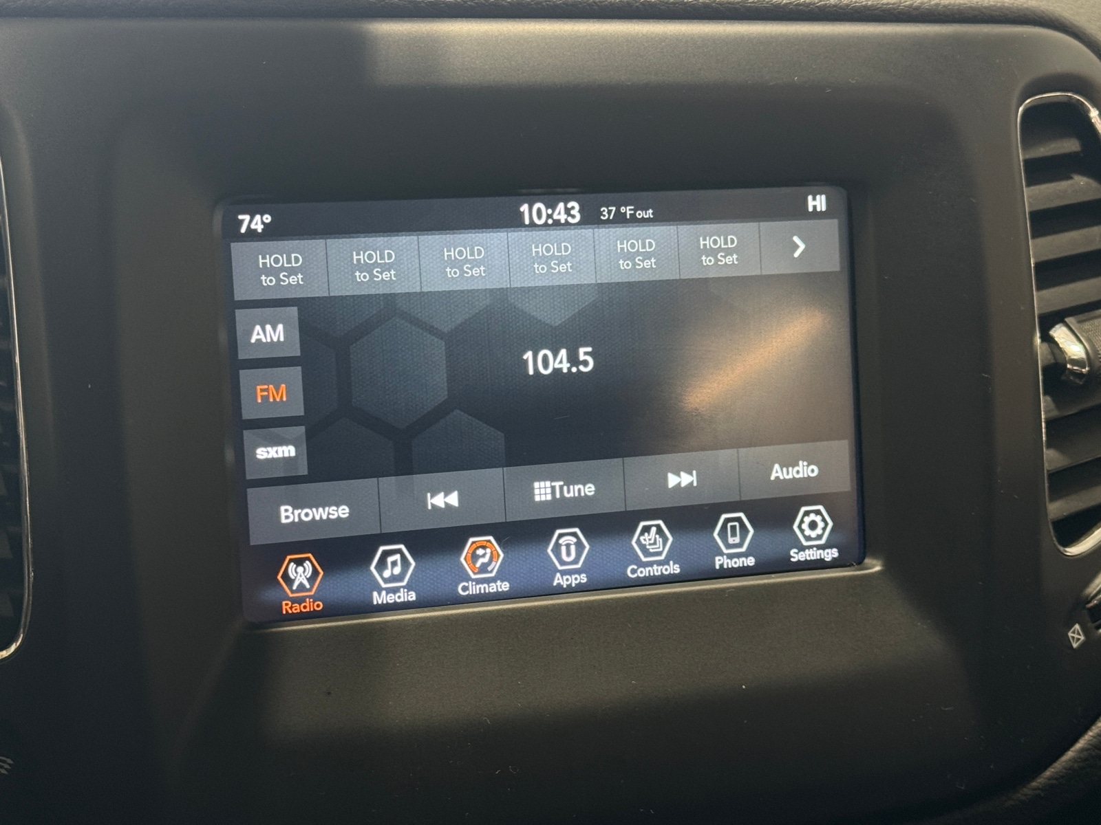 Thumbnail: 2021 Jeep Compass - 4