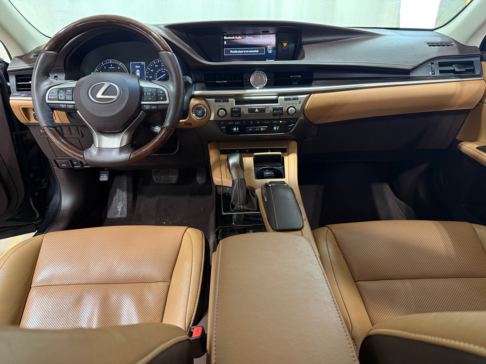 Thumbnail: 2018 Lexus ES - 2
