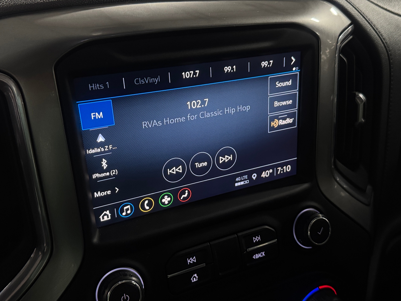 Thumbnail: 2021 Chevrolet Silverado 1500 - 3