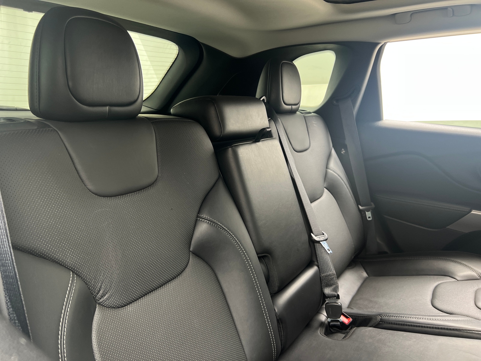 Thumbnail: 2021 Jeep Cherokee - 5