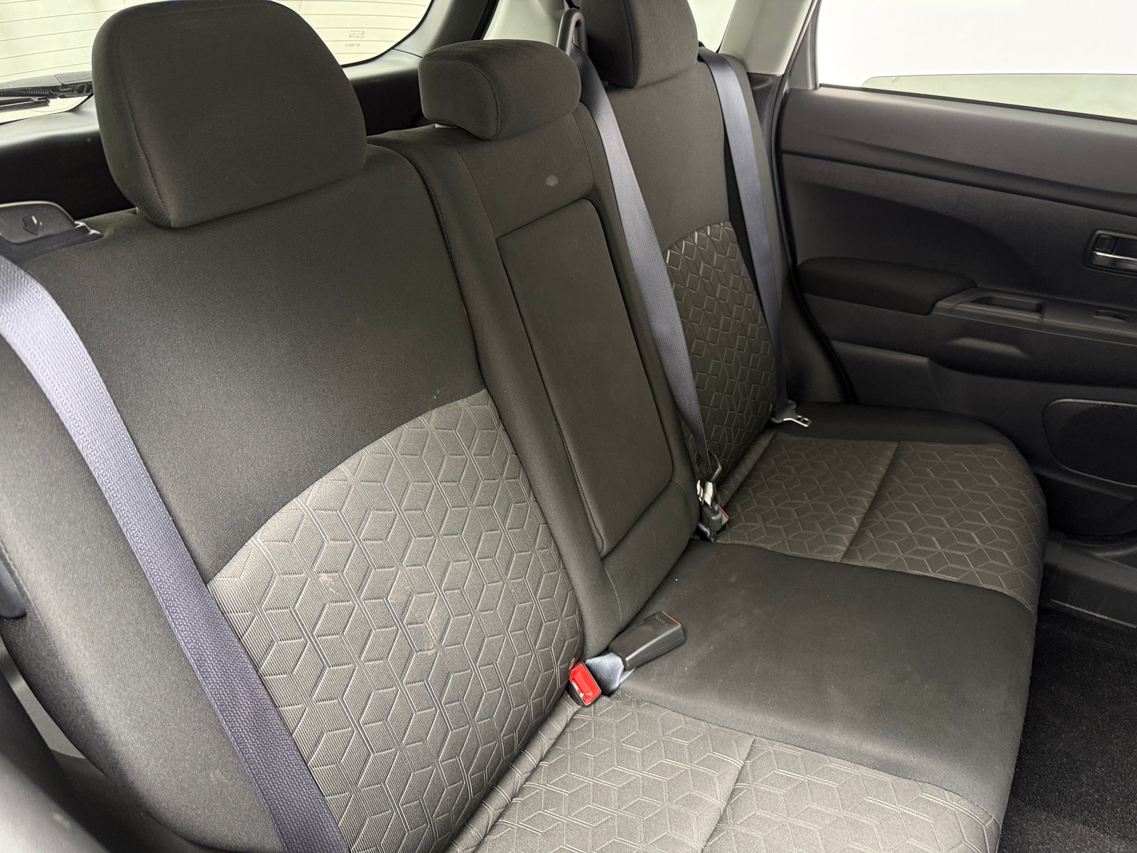 Thumbnail: 2025 Mitsubishi Outlander Sport - 6