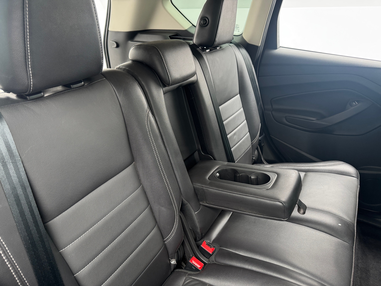 Thumbnail: 2016 Ford Escape - 5