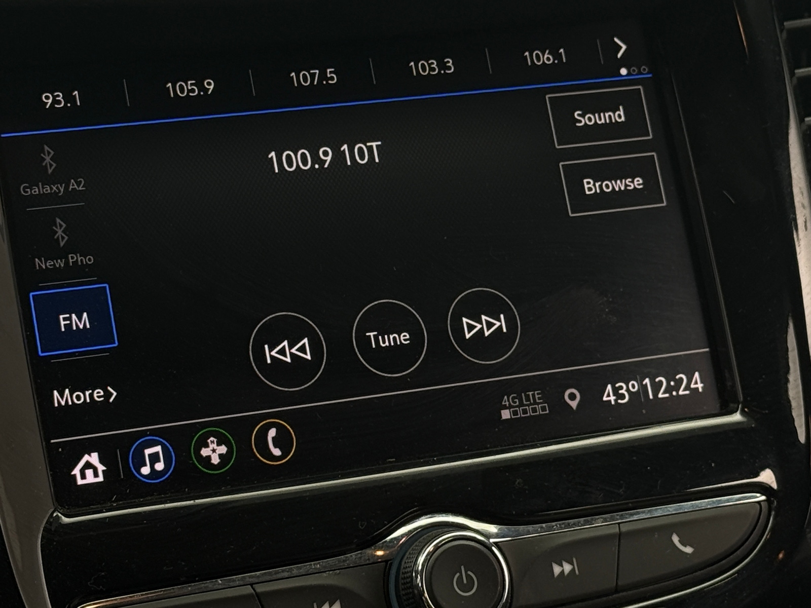 Thumbnail: 2020 Chevrolet Trax - 4