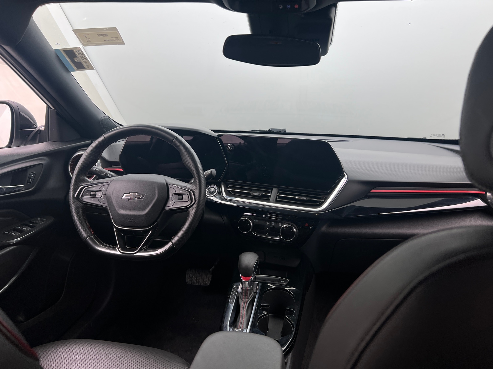 Thumbnail: 2024 Chevrolet Trax - 3