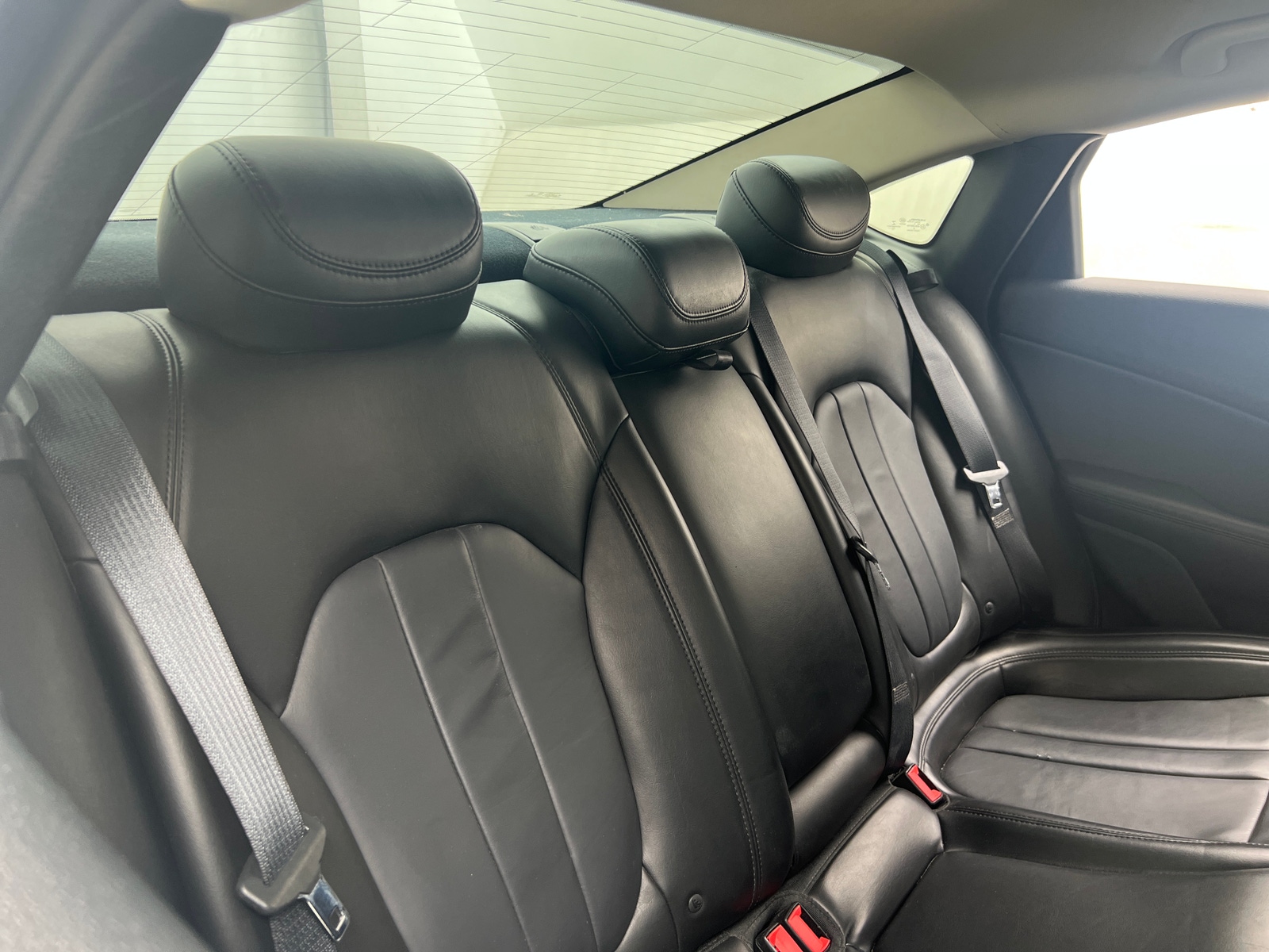 Thumbnail: 2017 Chrysler 200 - 5