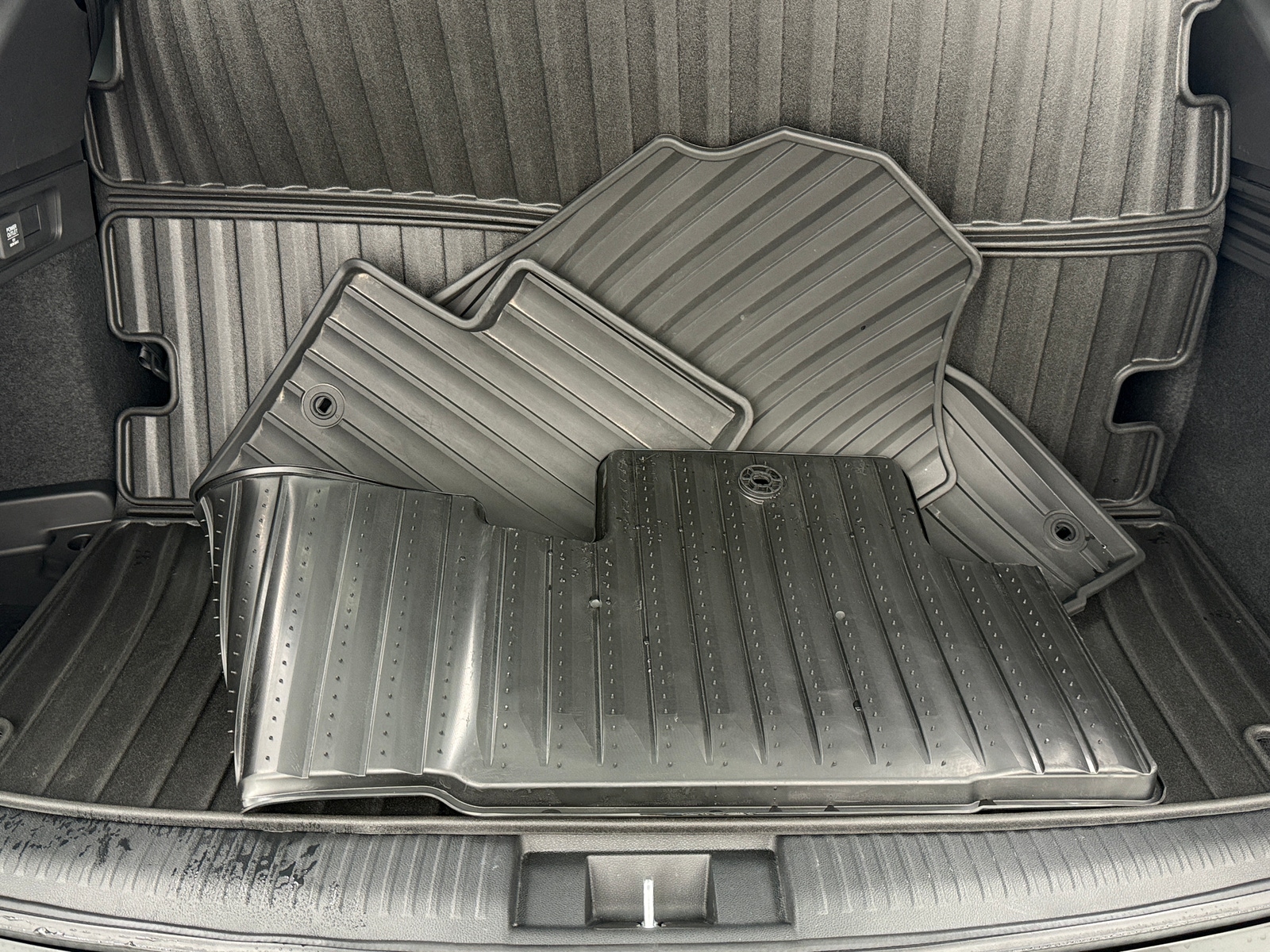 Thumbnail: 2022 Acura MDX - 6