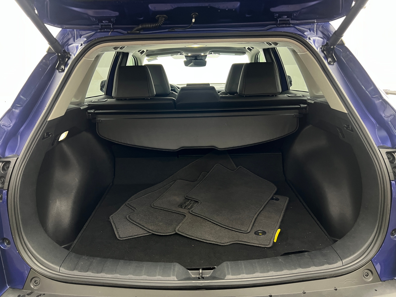 Thumbnail: 2025 Toyota Corolla Cross - 6