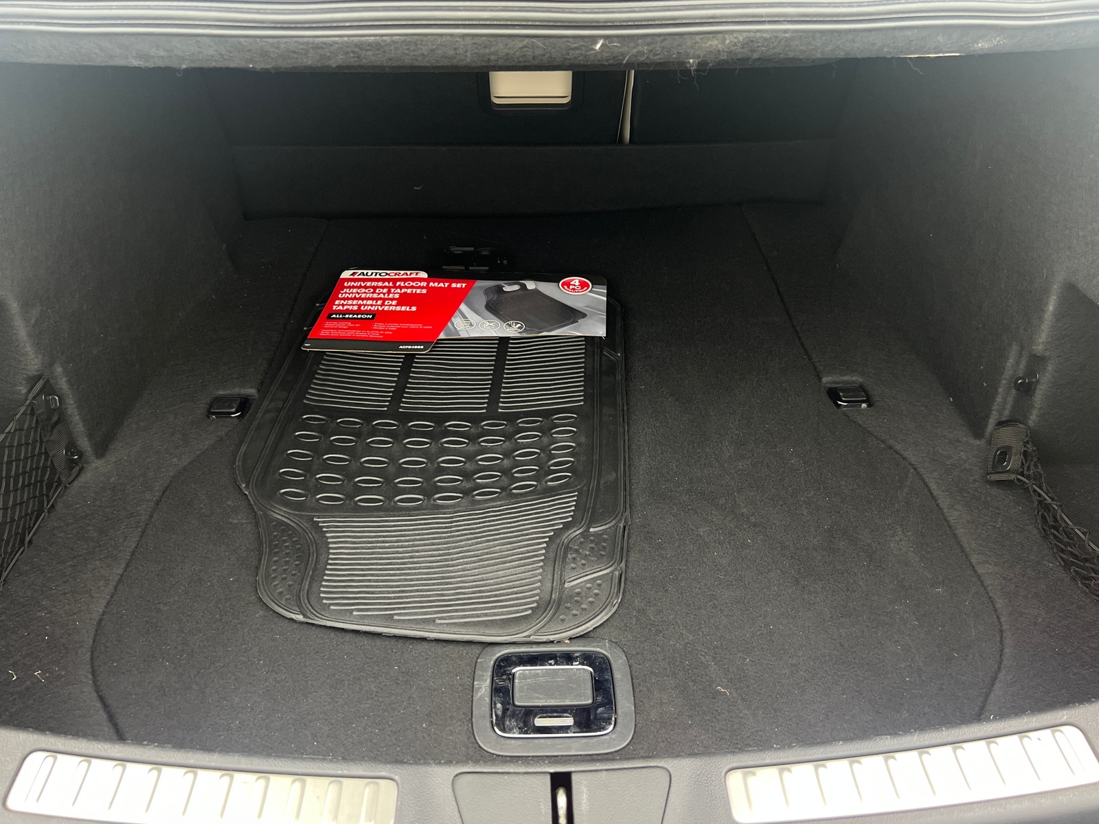 Thumbnail: 2018 Lincoln Continental - 6