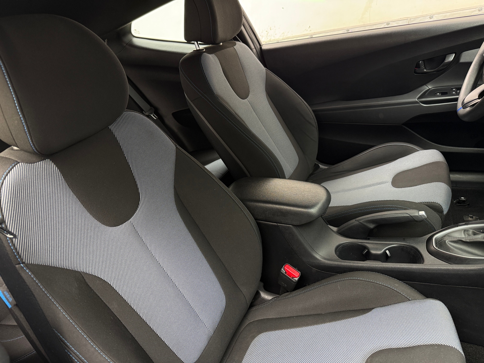 Thumbnail: 2020 Hyundai Veloster - 2