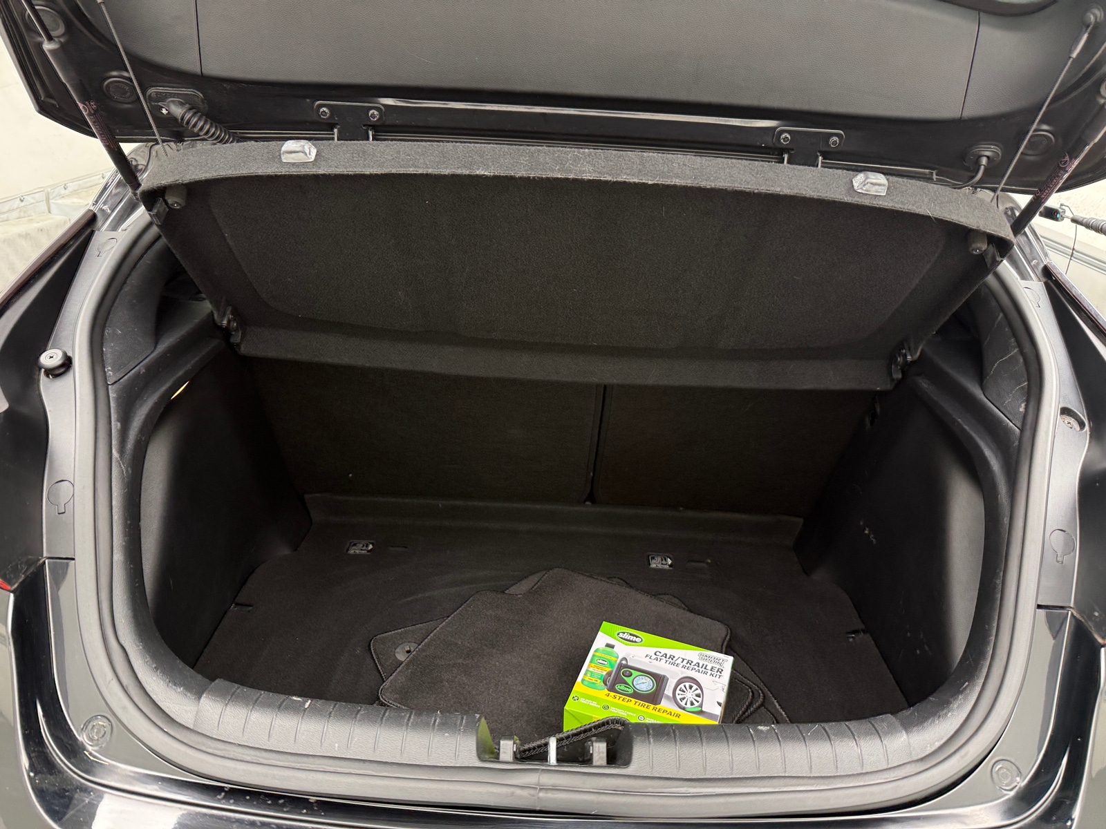 Thumbnail: 2020 Hyundai Veloster - 7