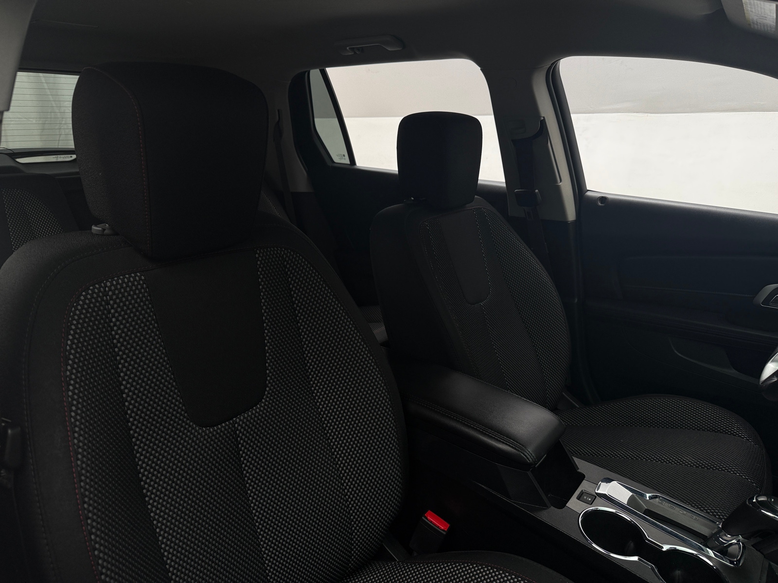 Thumbnail: 2017 GMC Terrain - 2