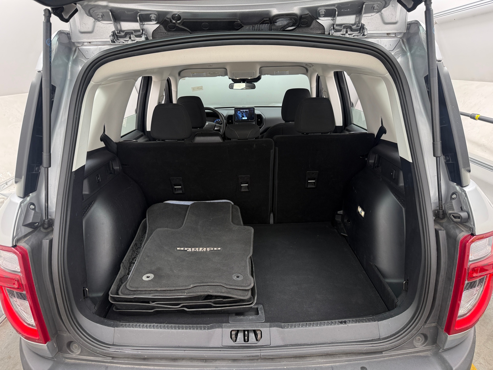 Thumbnail: 2021 Ford Bronco Sport - 7