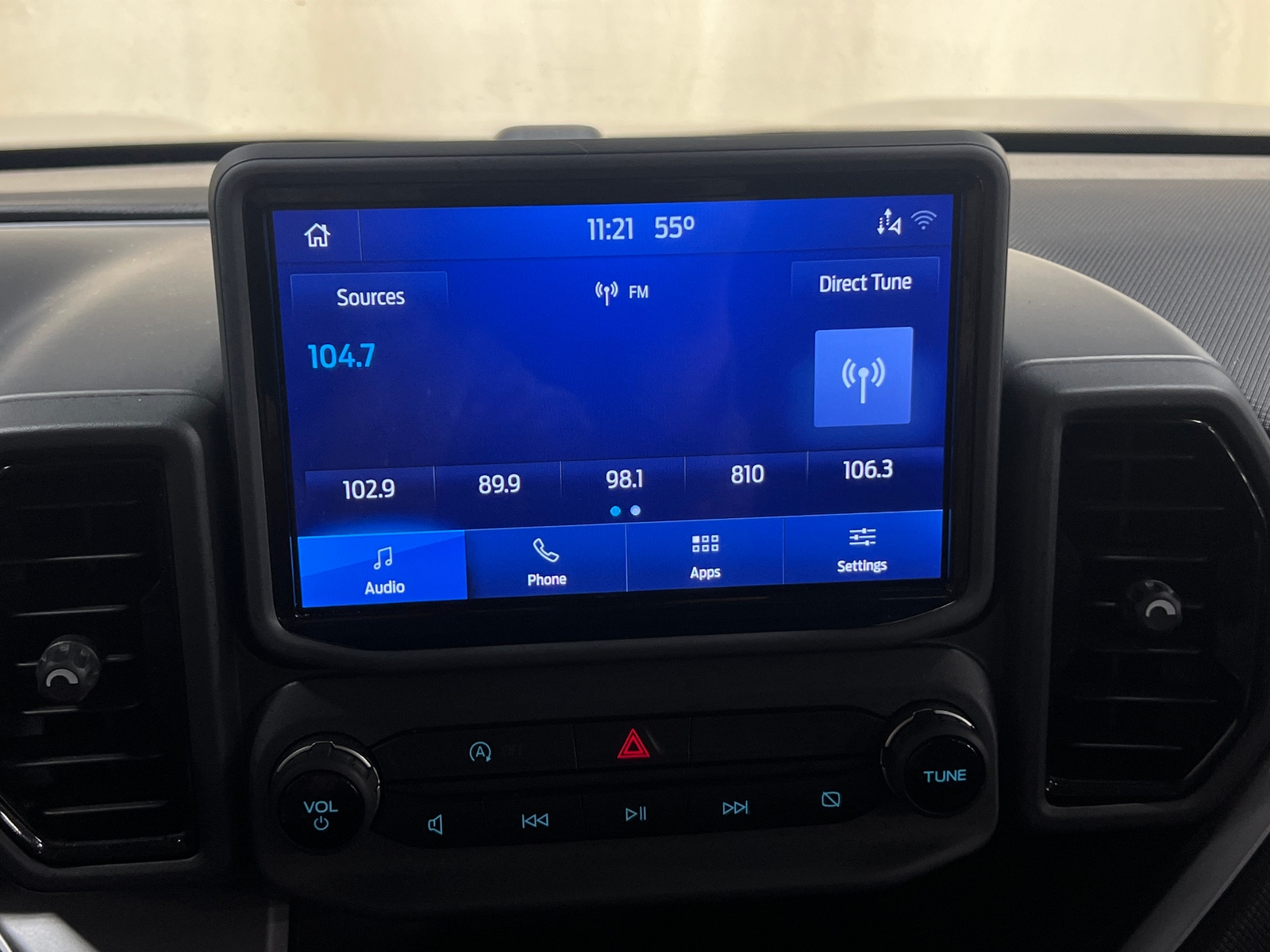 Thumbnail: 2021 Ford Bronco Sport - 4