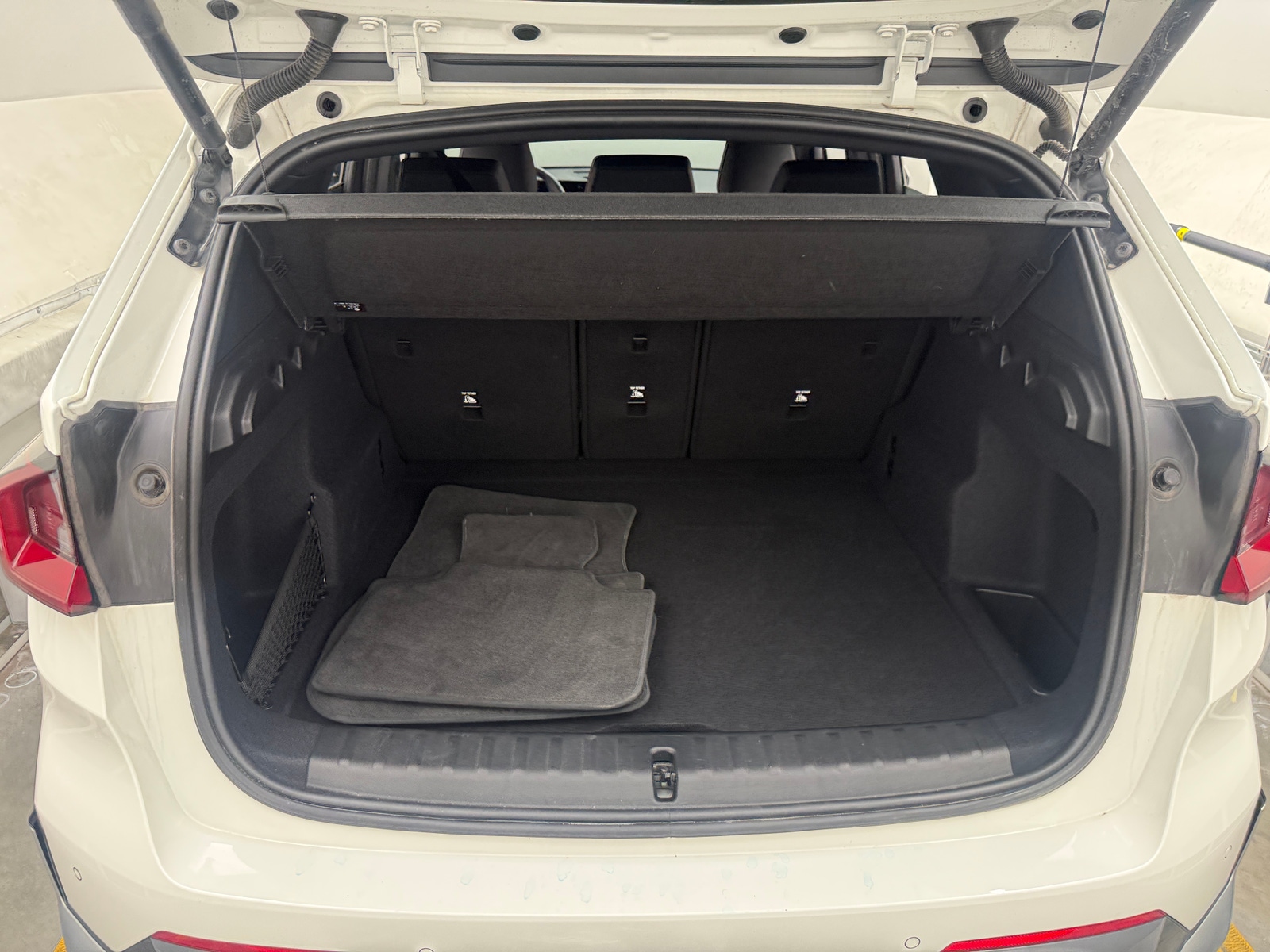 Thumbnail: 2025 BMW X1 - 6