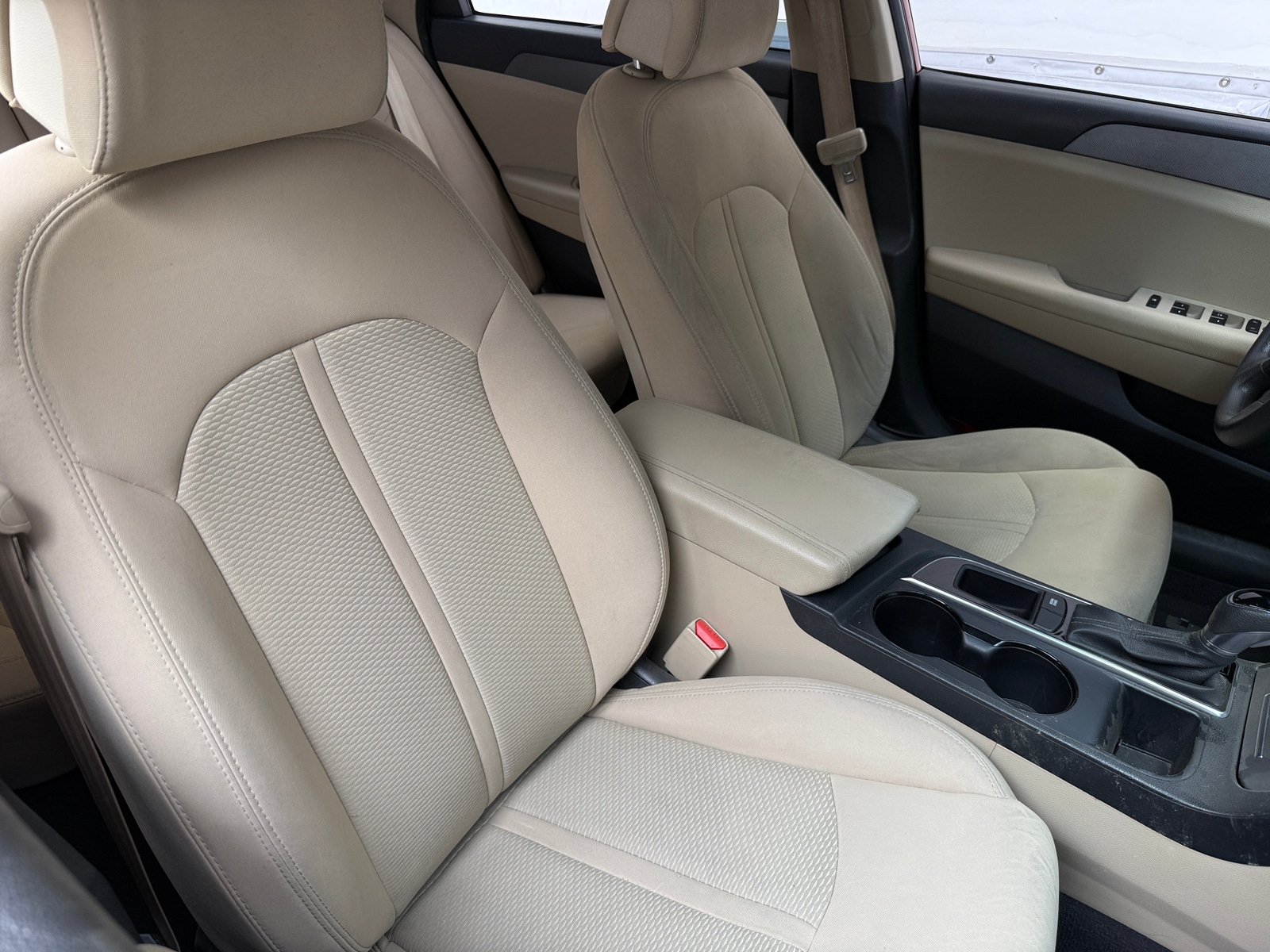 Thumbnail: 2016 Hyundai Sonata - 2