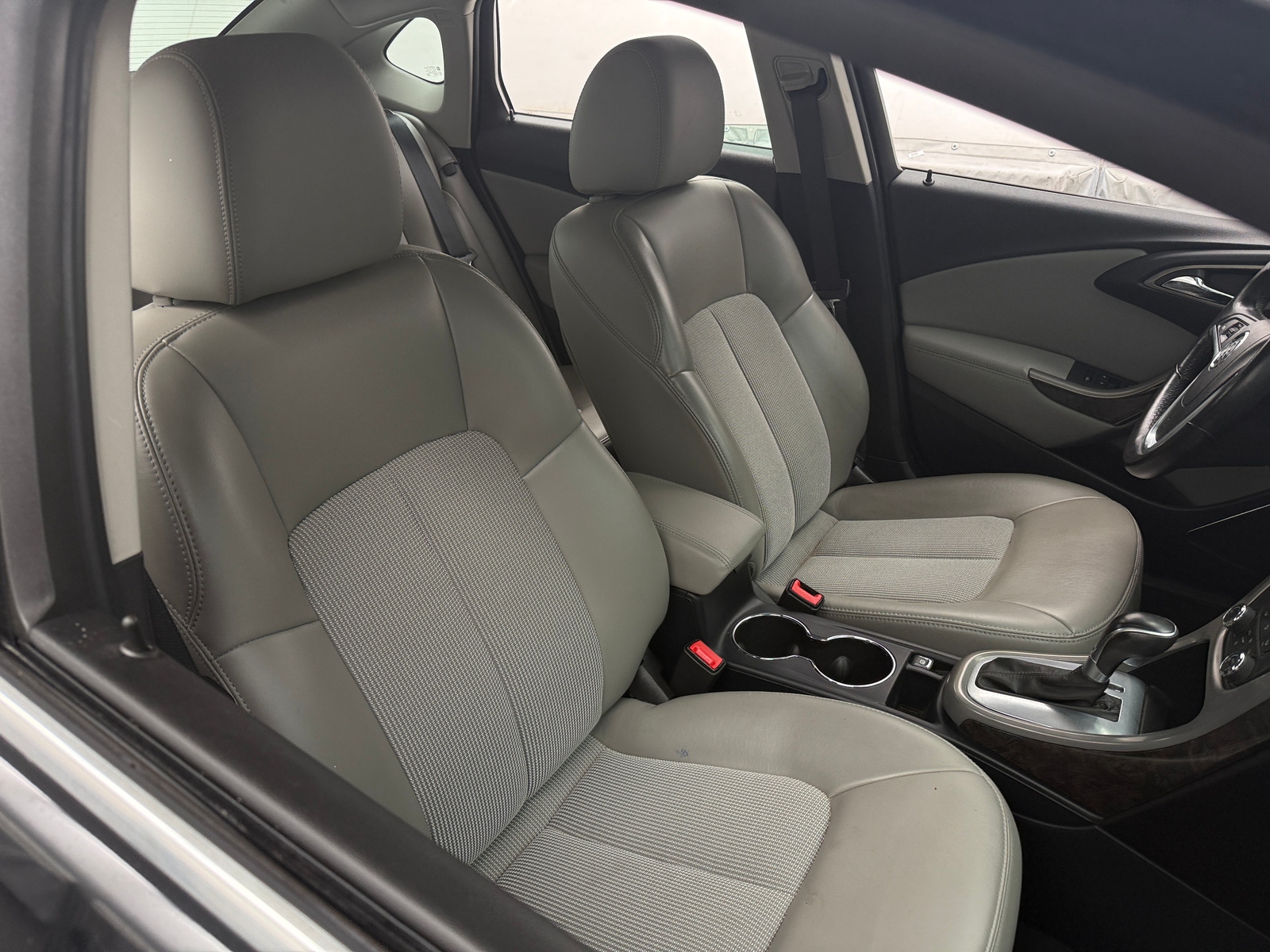 Thumbnail: 2014 Buick Verano - 2