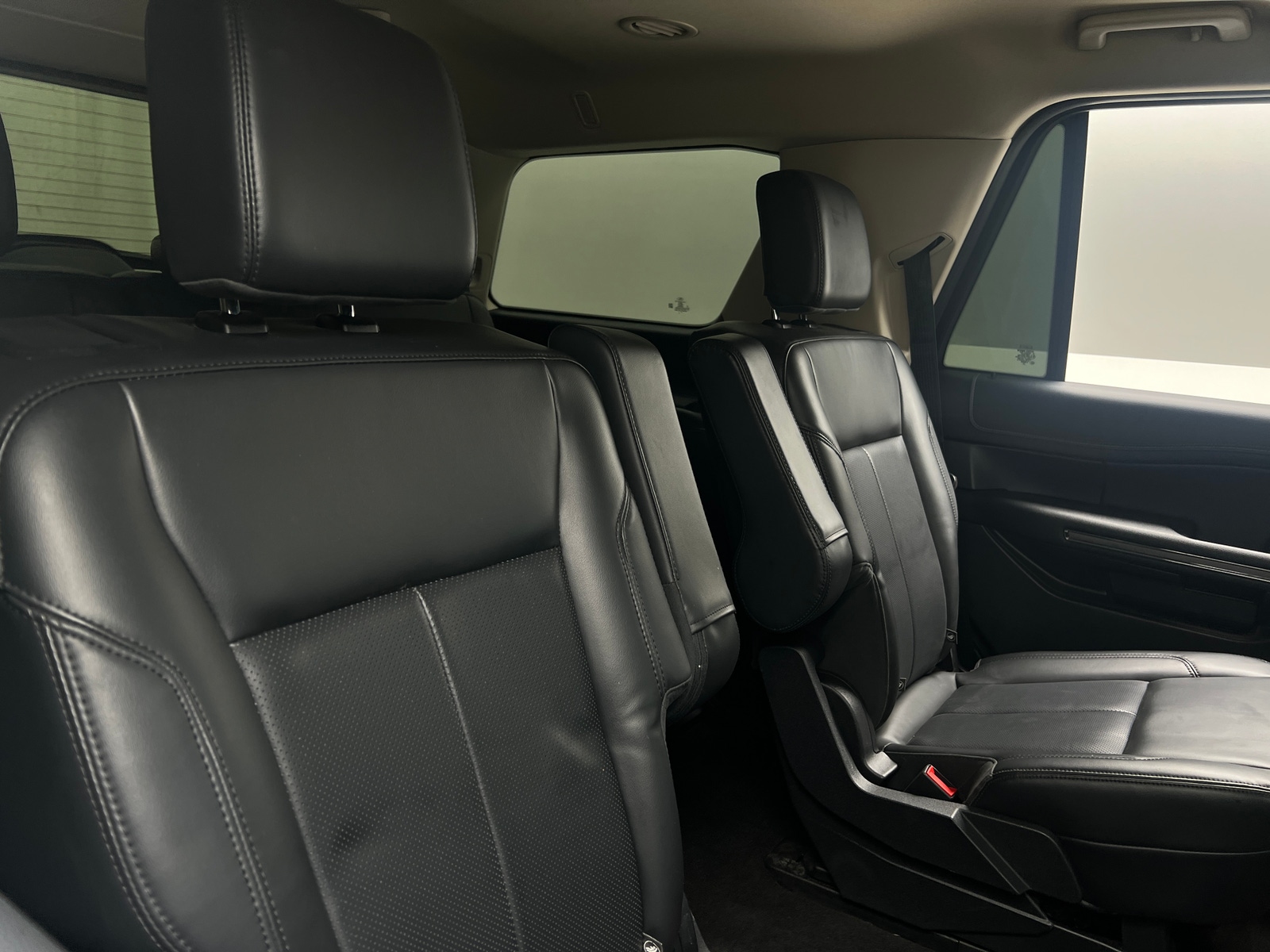 Thumbnail: 2022 Ford Expedition - 6