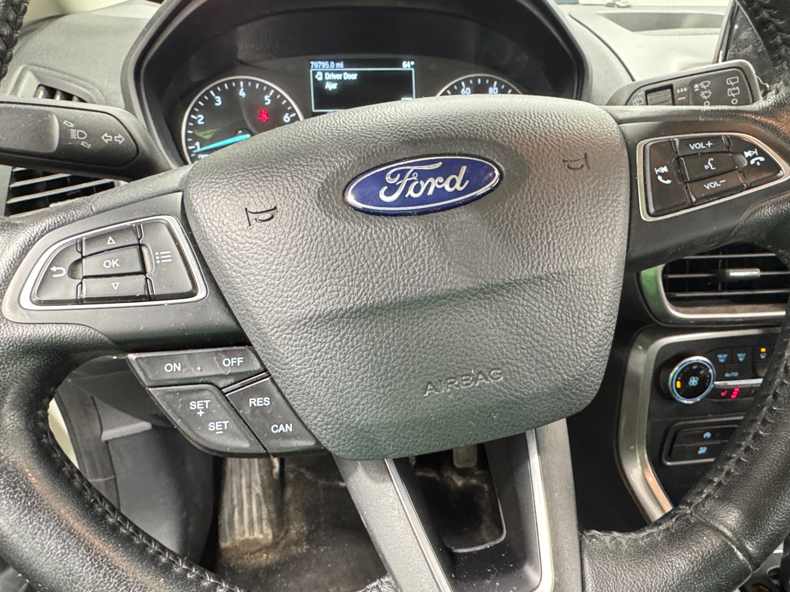 Thumbnail: 2019 Ford EcoSport - 5