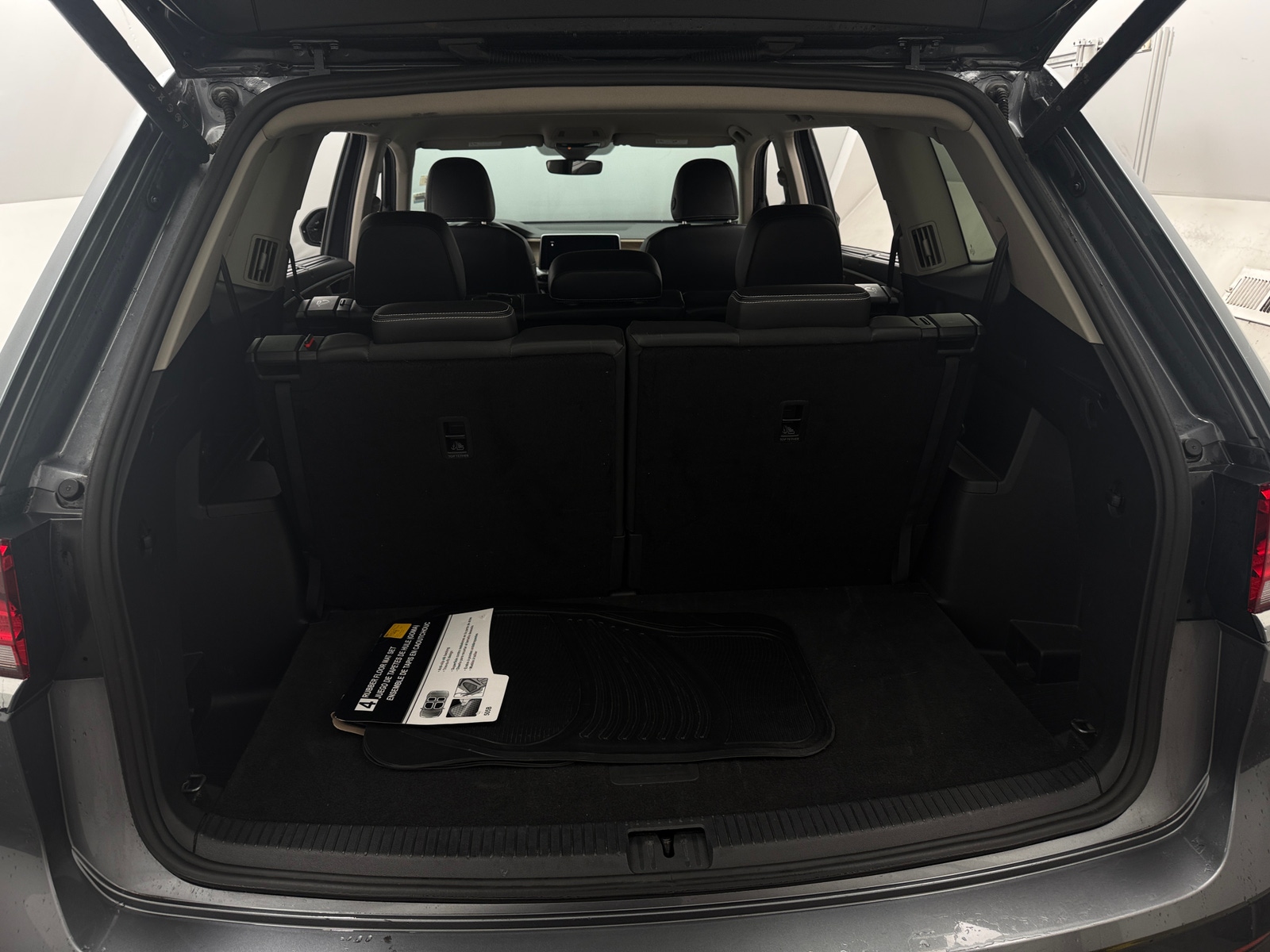 Thumbnail: 2024 Volkswagen Atlas - 6