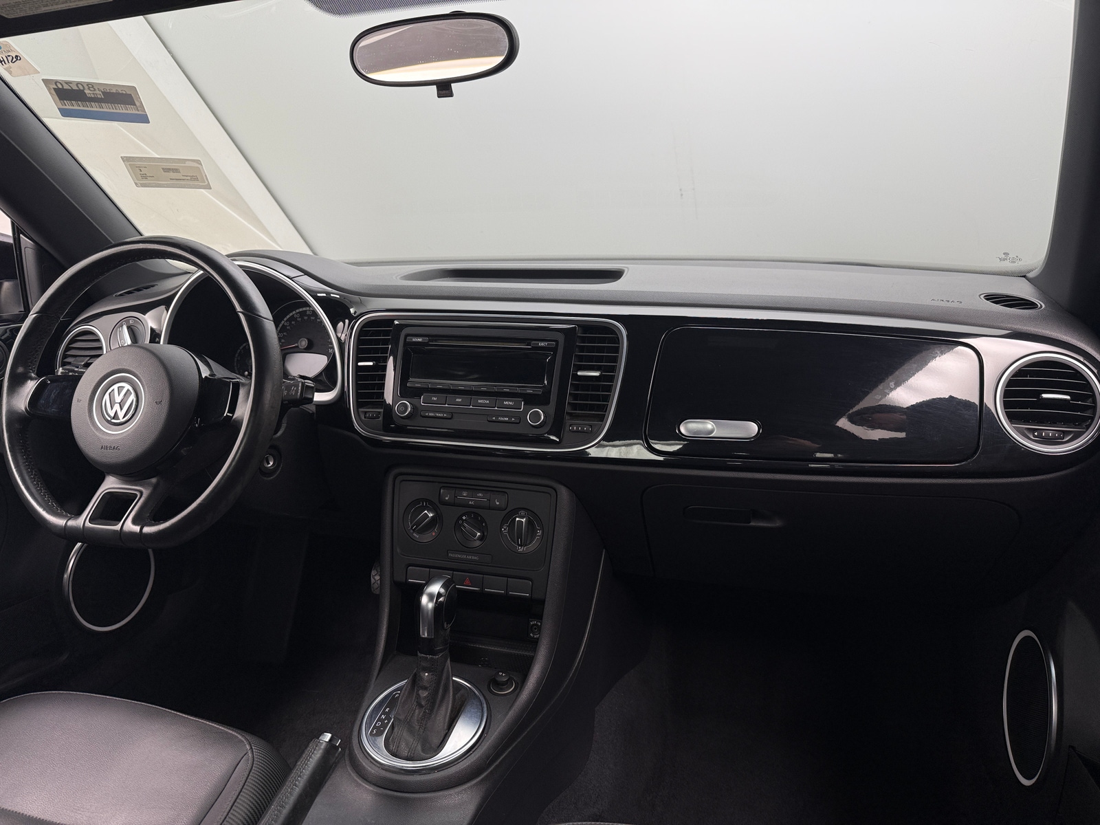 Thumbnail: 2013 Volkswagen Beetle - 2