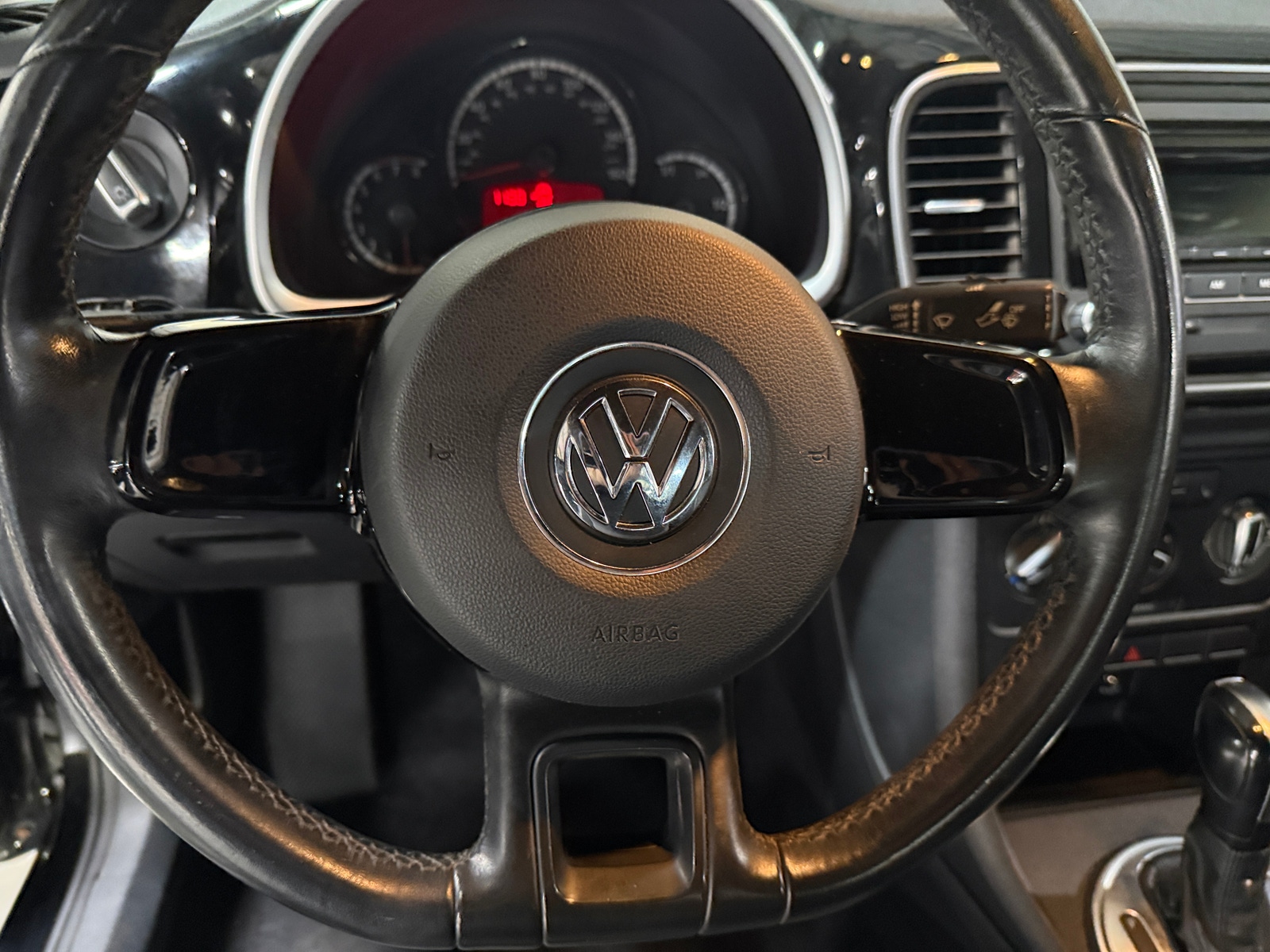 Thumbnail: 2013 Volkswagen Beetle - 3