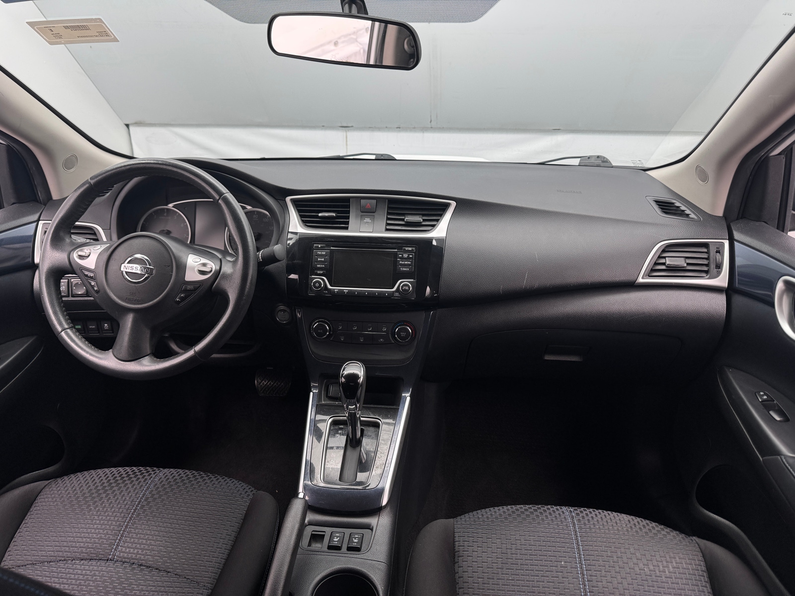 Thumbnail: 2017 Nissan Sentra - 3