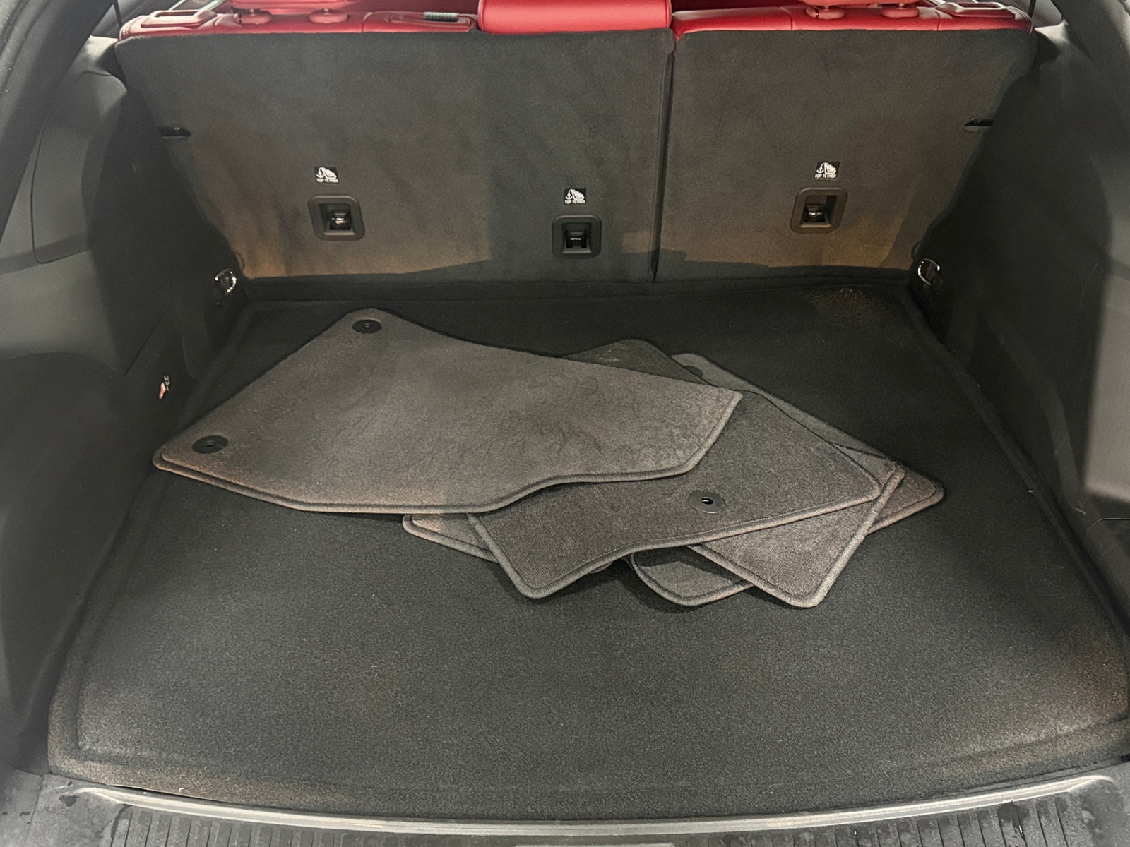 Thumbnail: 2024 Jeep Wagoneer S - 6