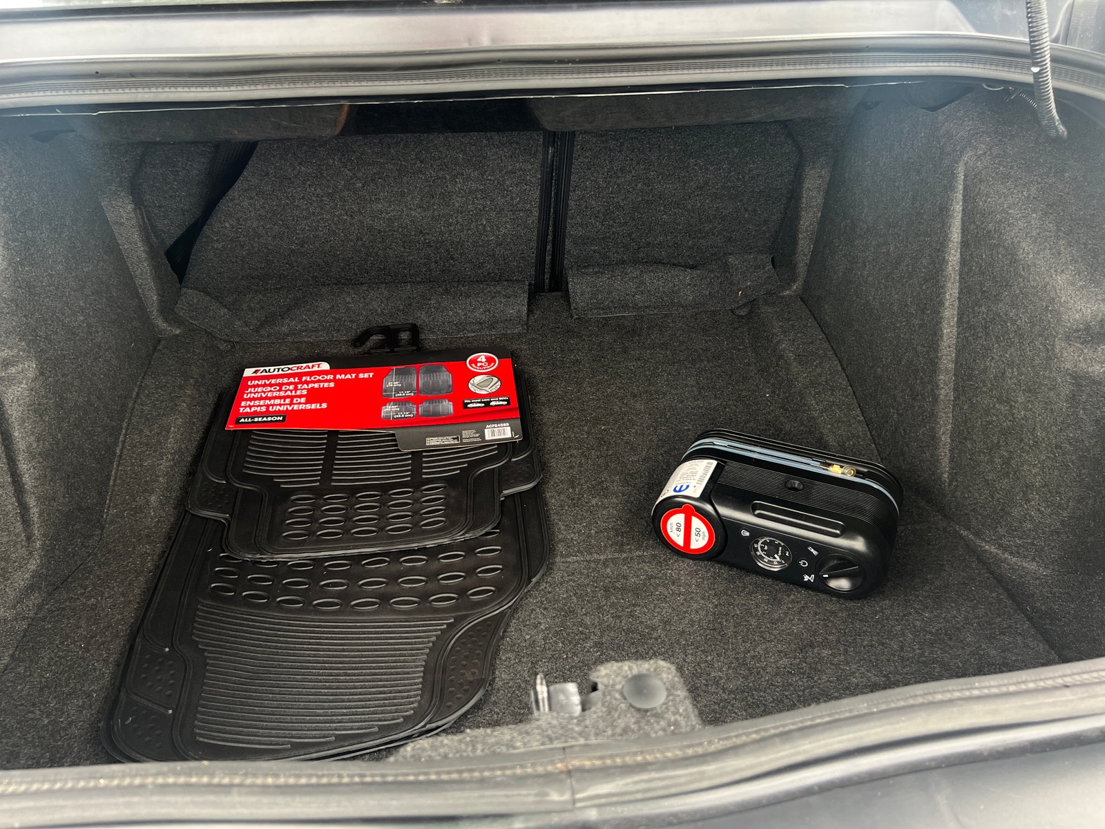 Thumbnail: 2018 Dodge Challenger - 4