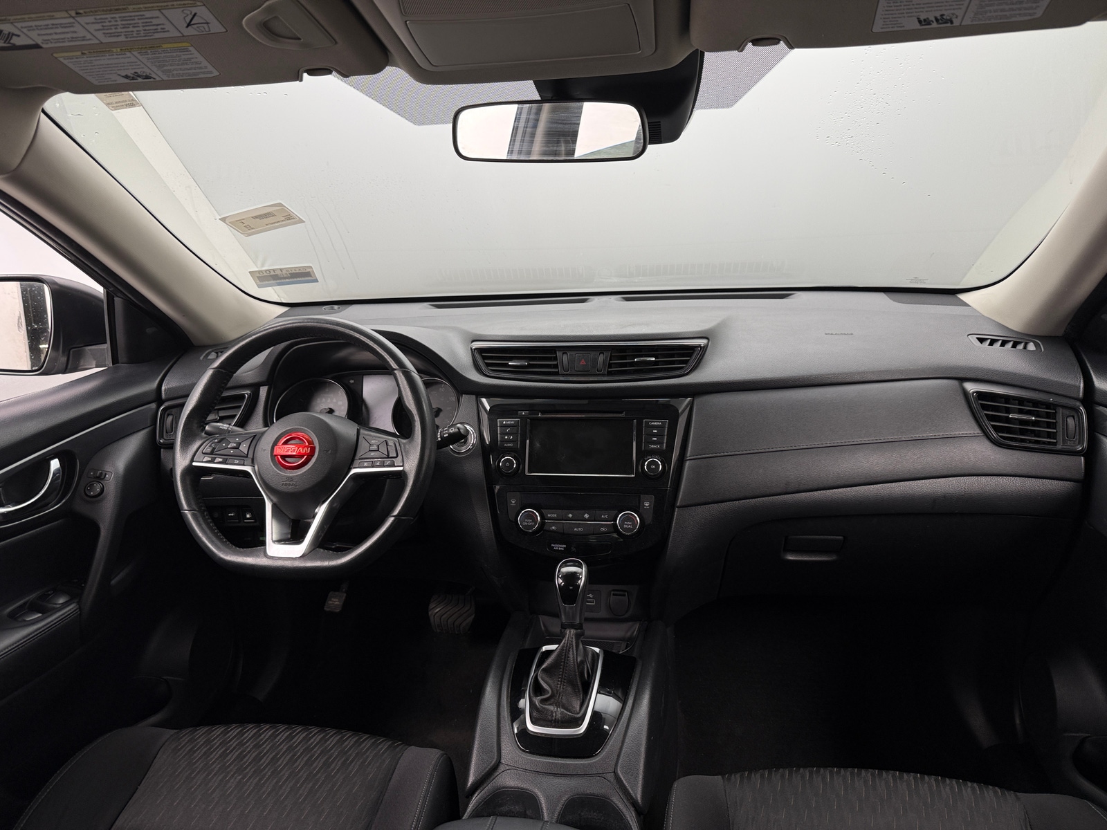 Thumbnail: 2019 Nissan Rogue - 3