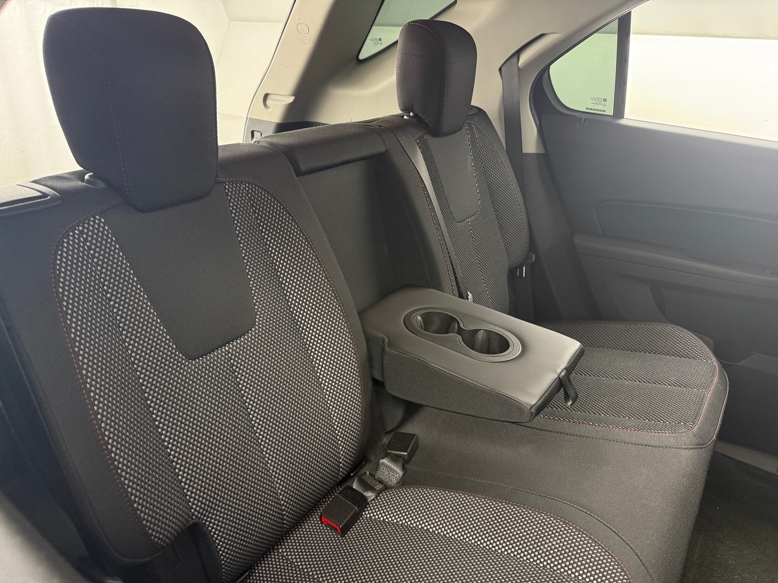 Thumbnail: 2017 Chevrolet Equinox - 6