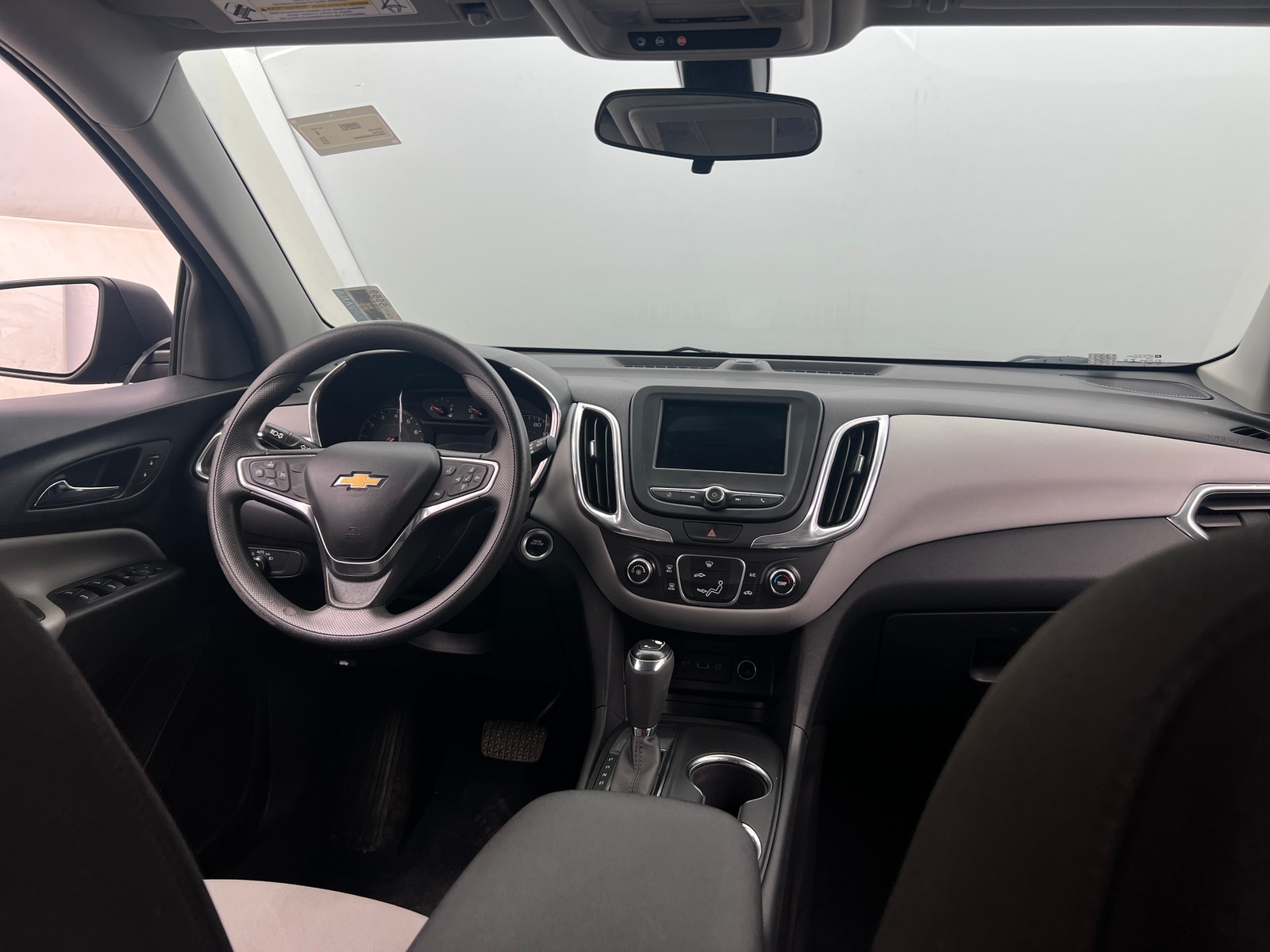 Thumbnail: 2019 Chevrolet Equinox - 3