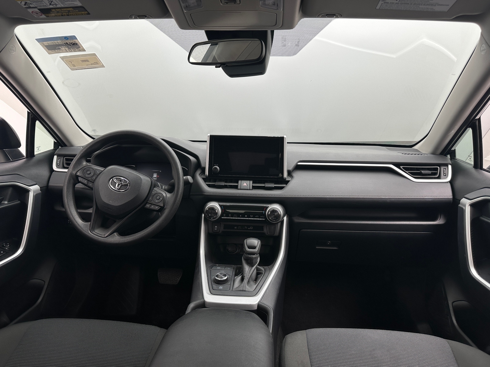 Thumbnail: 2025 Toyota RAV4 - 3