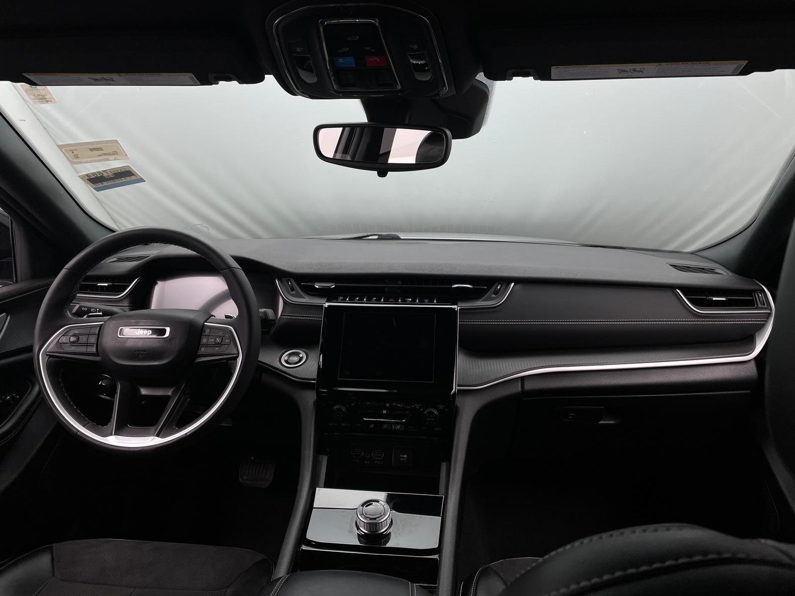 Thumbnail: 2023 Jeep Grand Cherokee L - 2