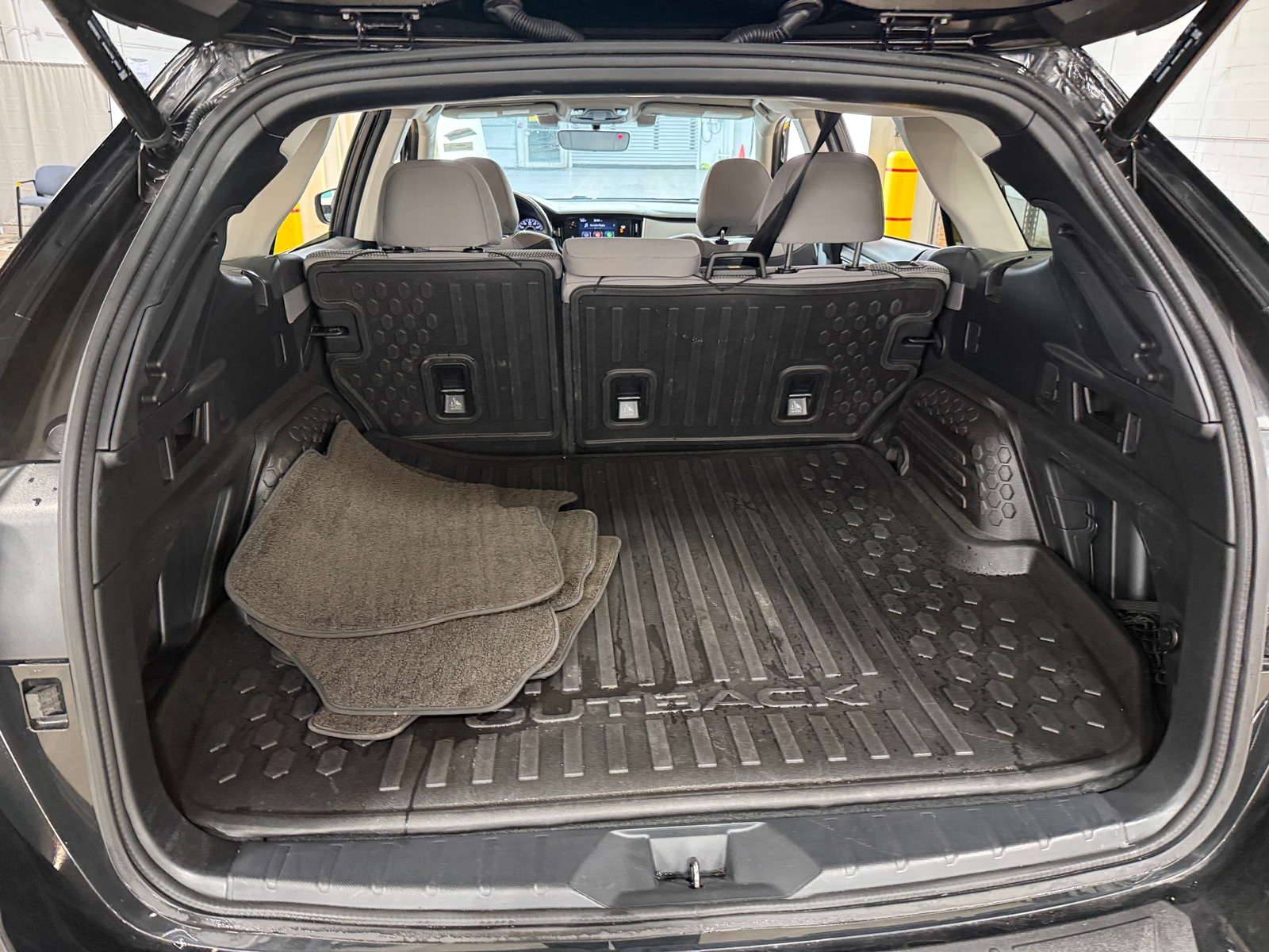 Thumbnail: 2022 Subaru Outback - 7