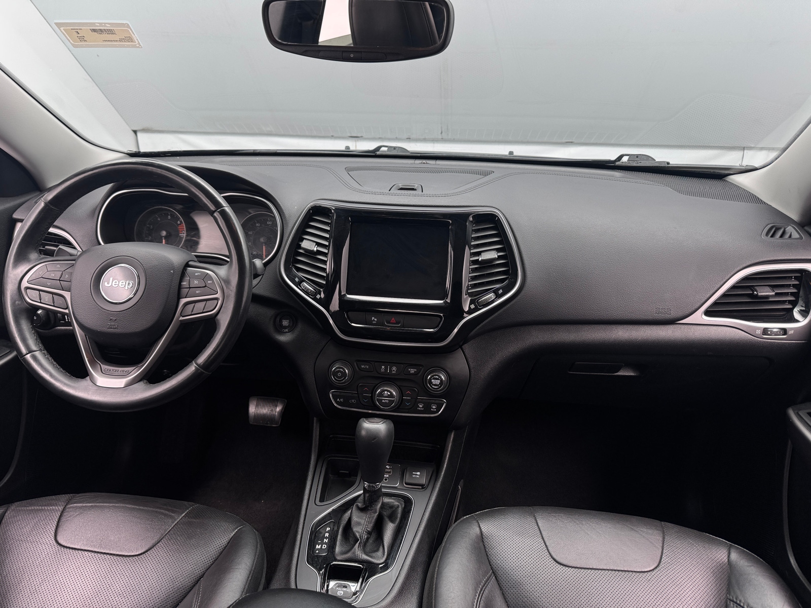 Thumbnail: 2019 Jeep Cherokee - 2