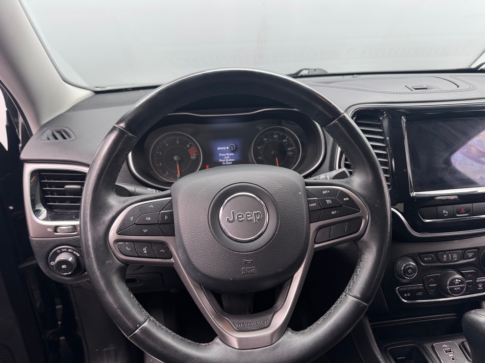 Thumbnail: 2019 Jeep Cherokee - 4