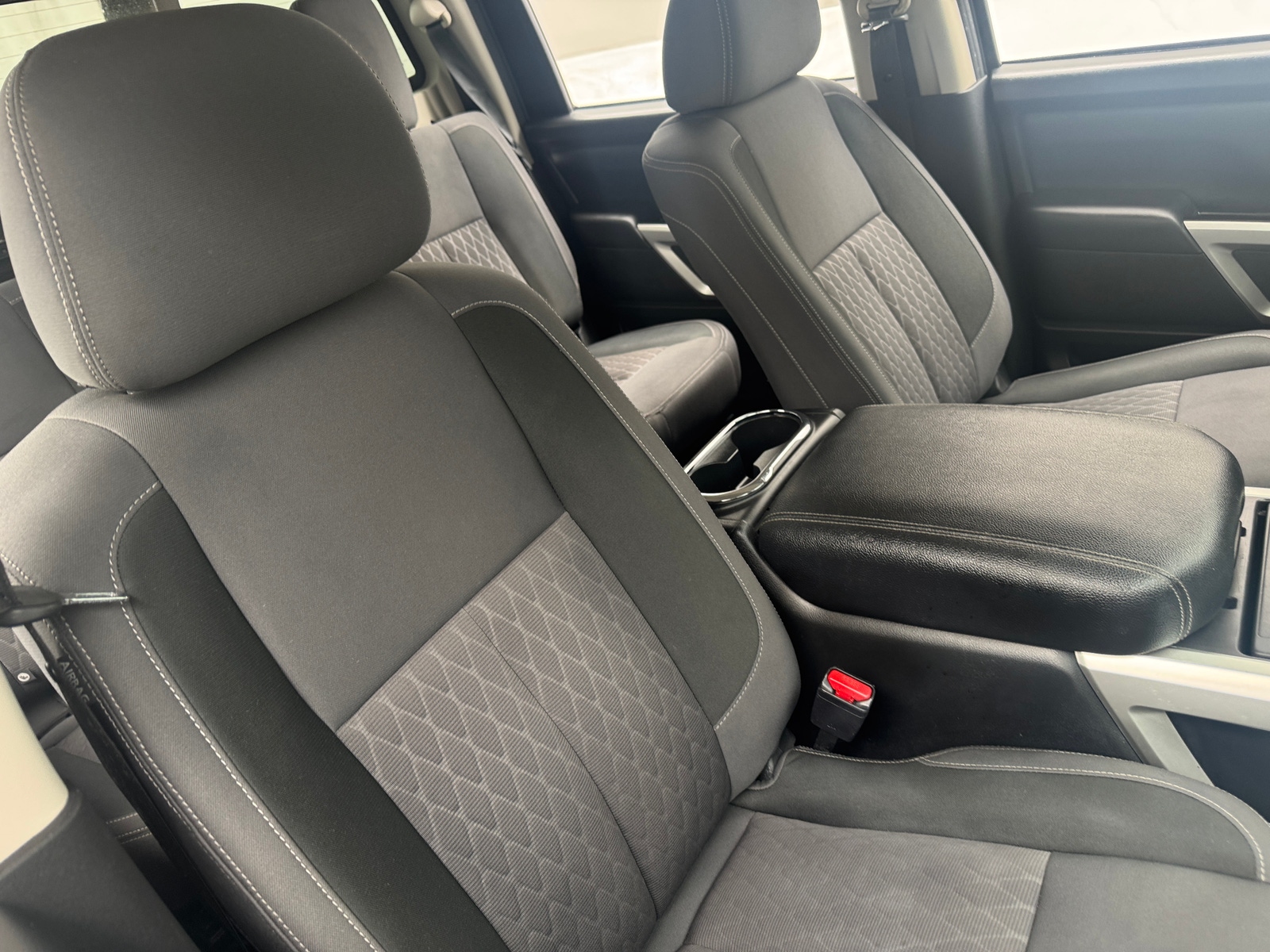 Thumbnail: 2024 Nissan Titan - 2