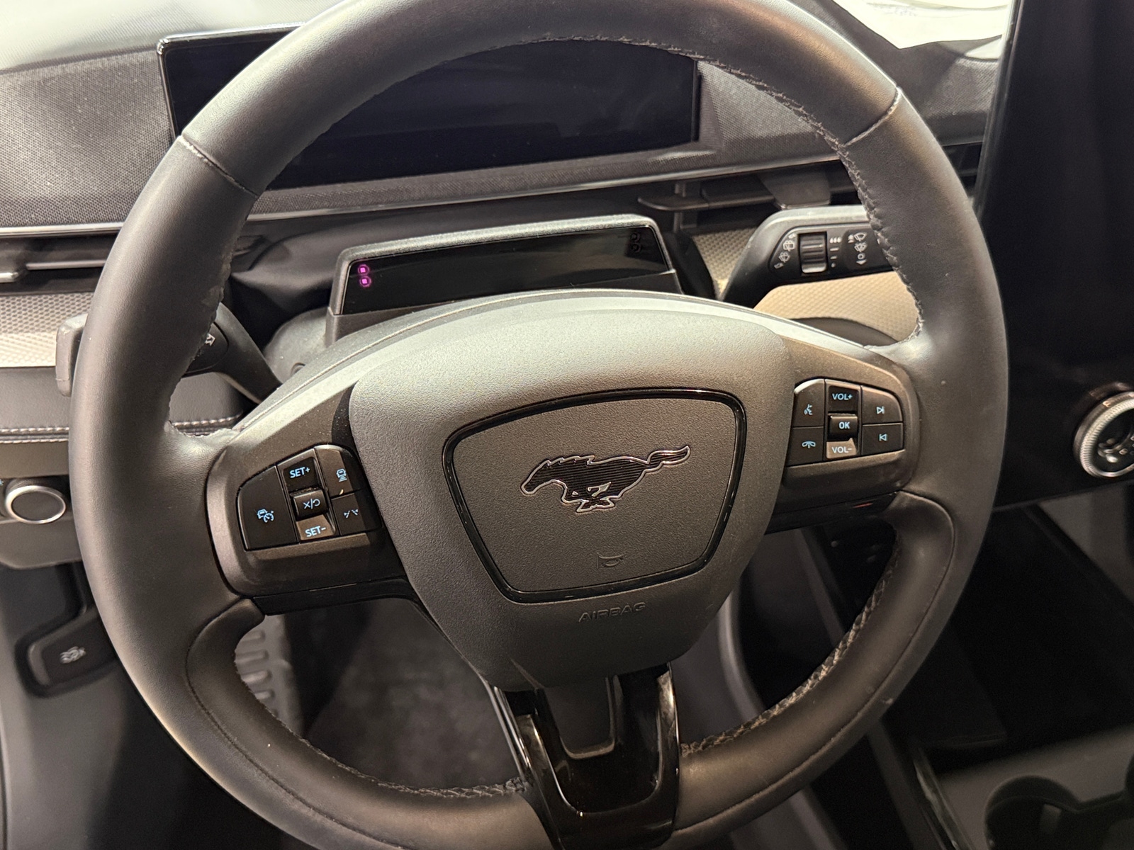 Thumbnail: 2022 Ford Mustang Mach-E - 4