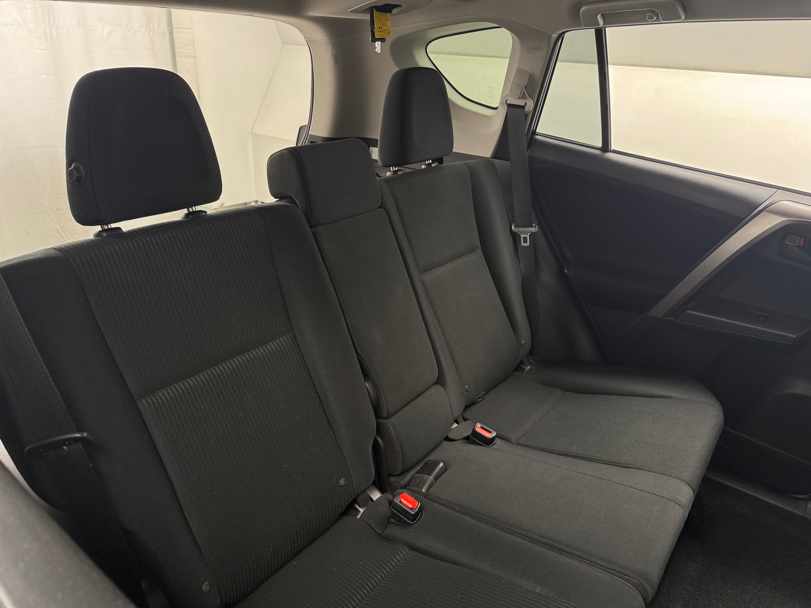 Thumbnail: 2018 Toyota RAV4 - 6